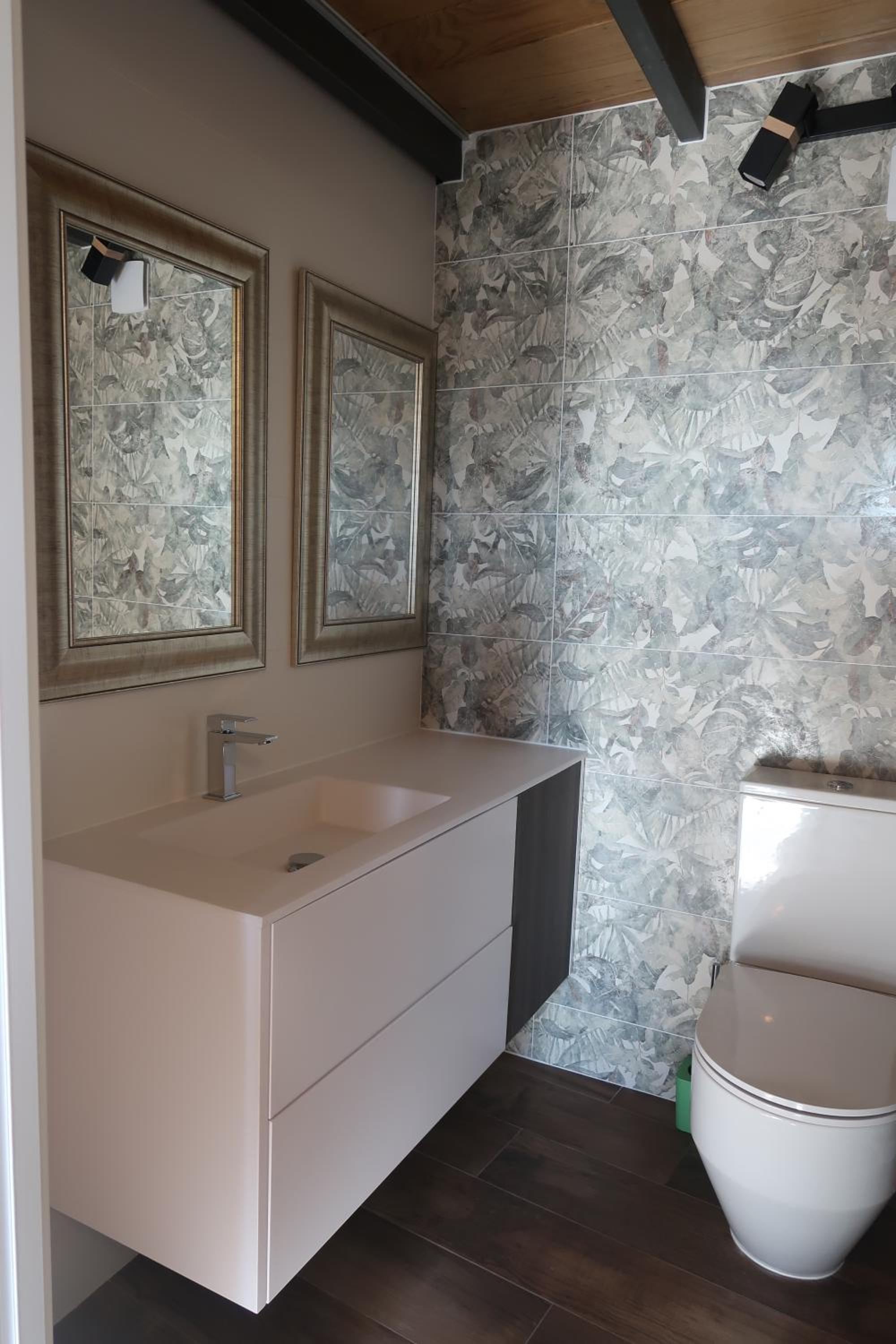 Studio Apartment - Photo 14