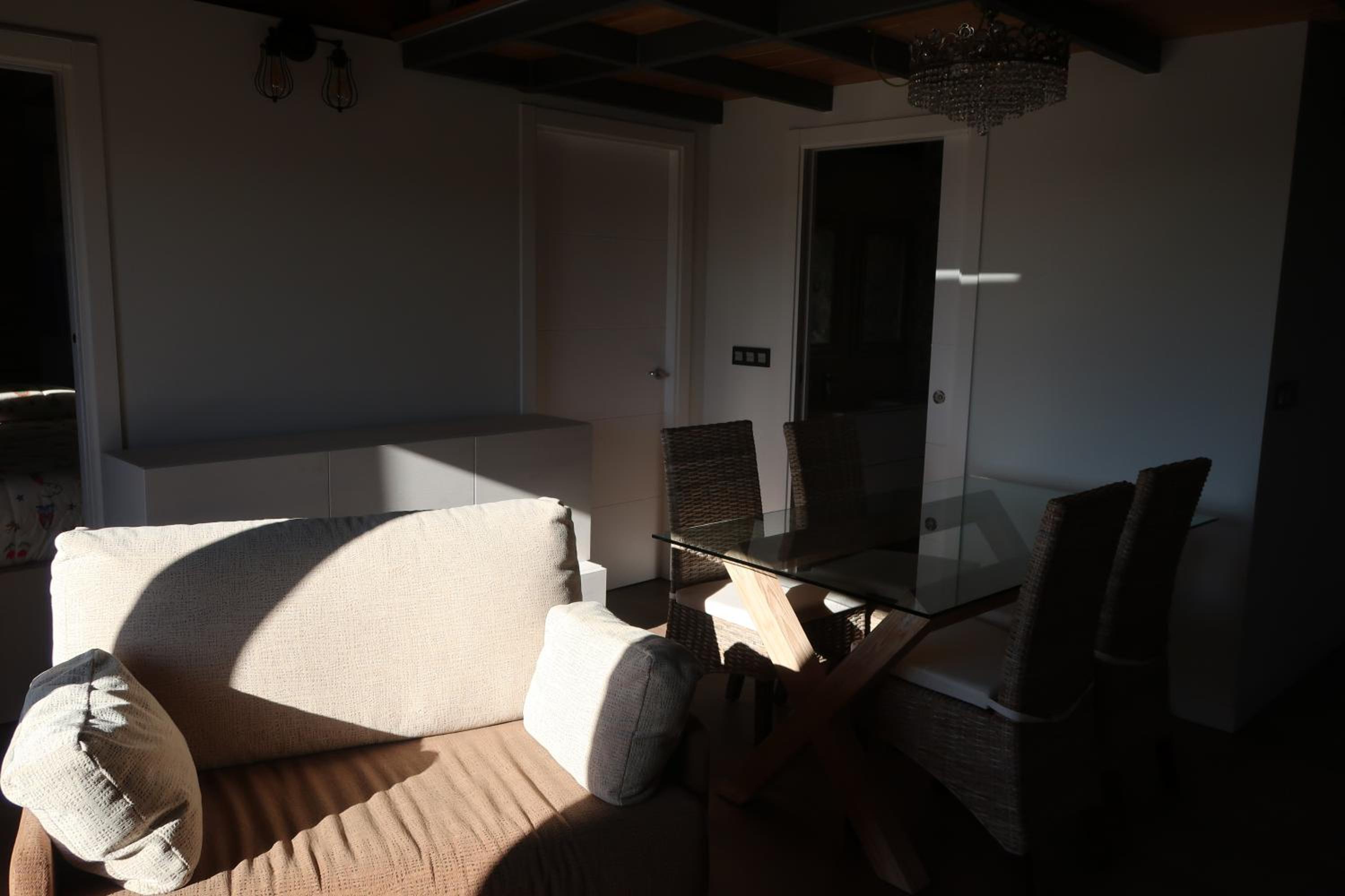 Studio Apartment - Photo 3