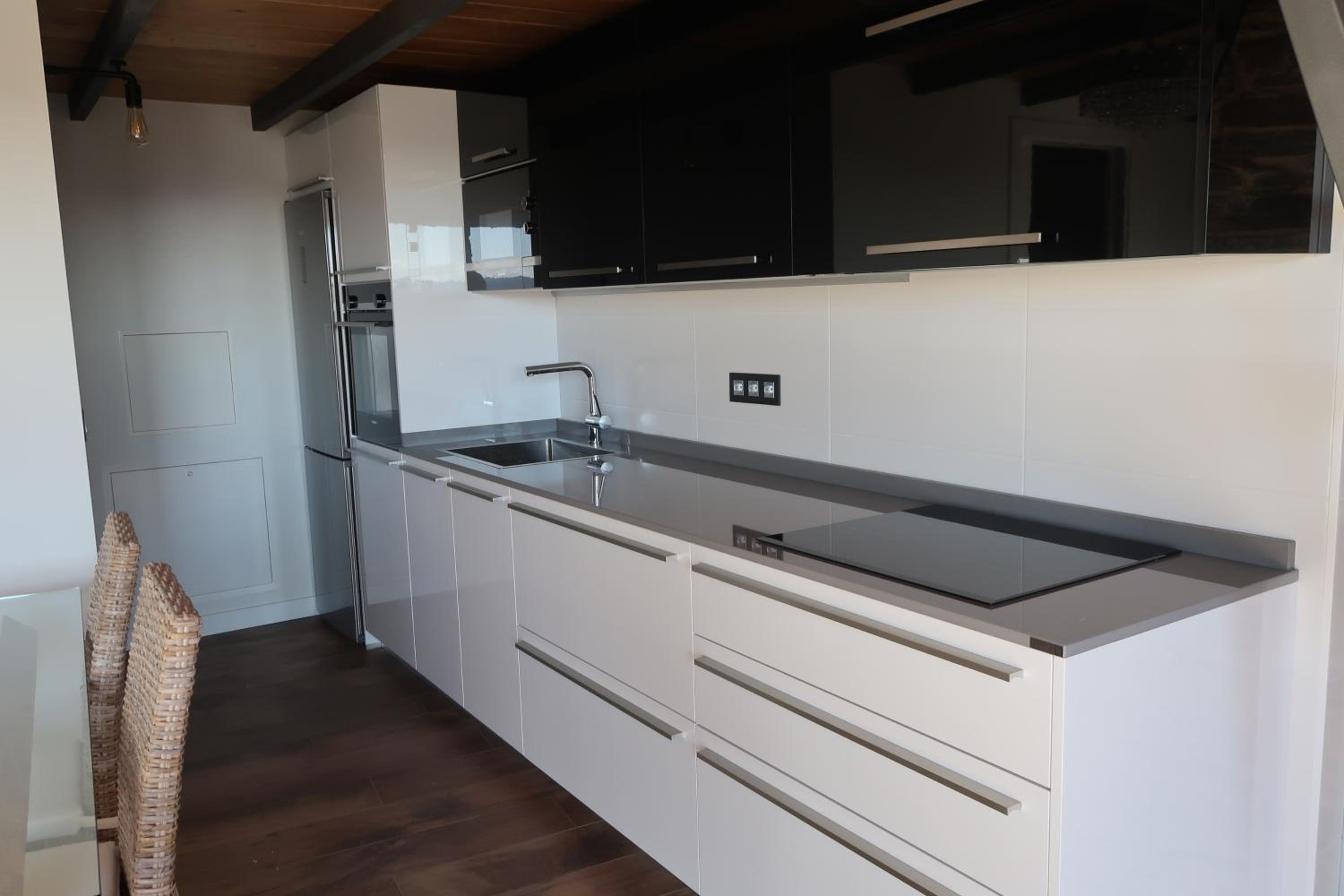 Studio Apartment - Photo 17