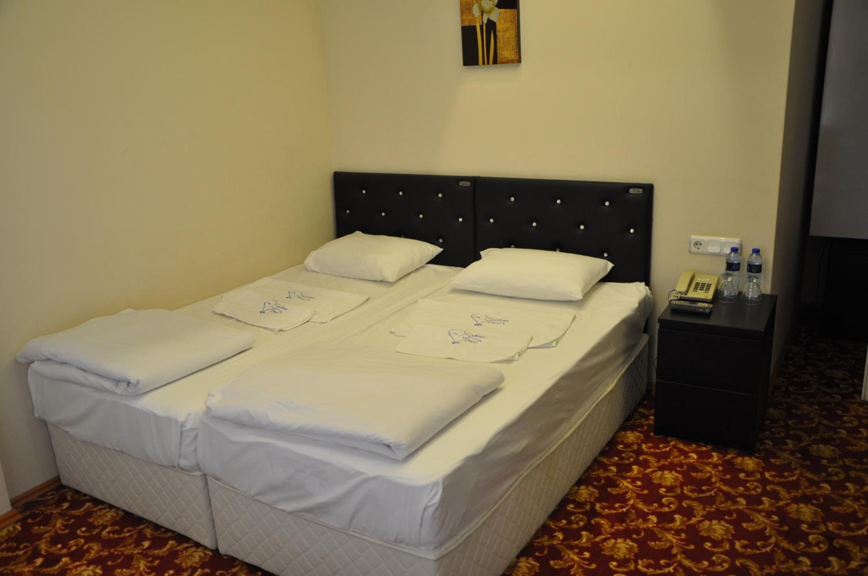 Standard Triple Room photo 2