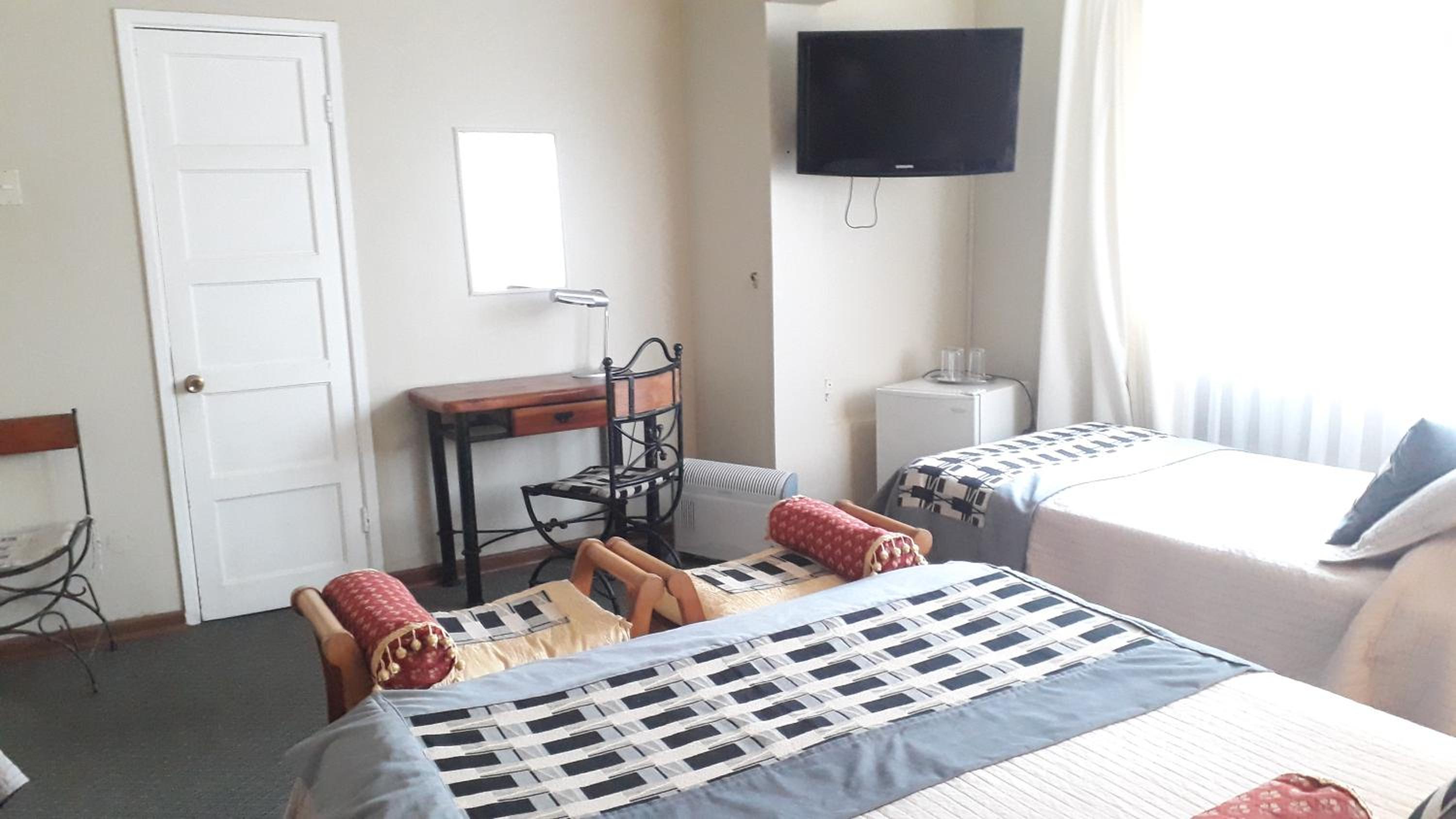 Standard Quadruple Room photo 2