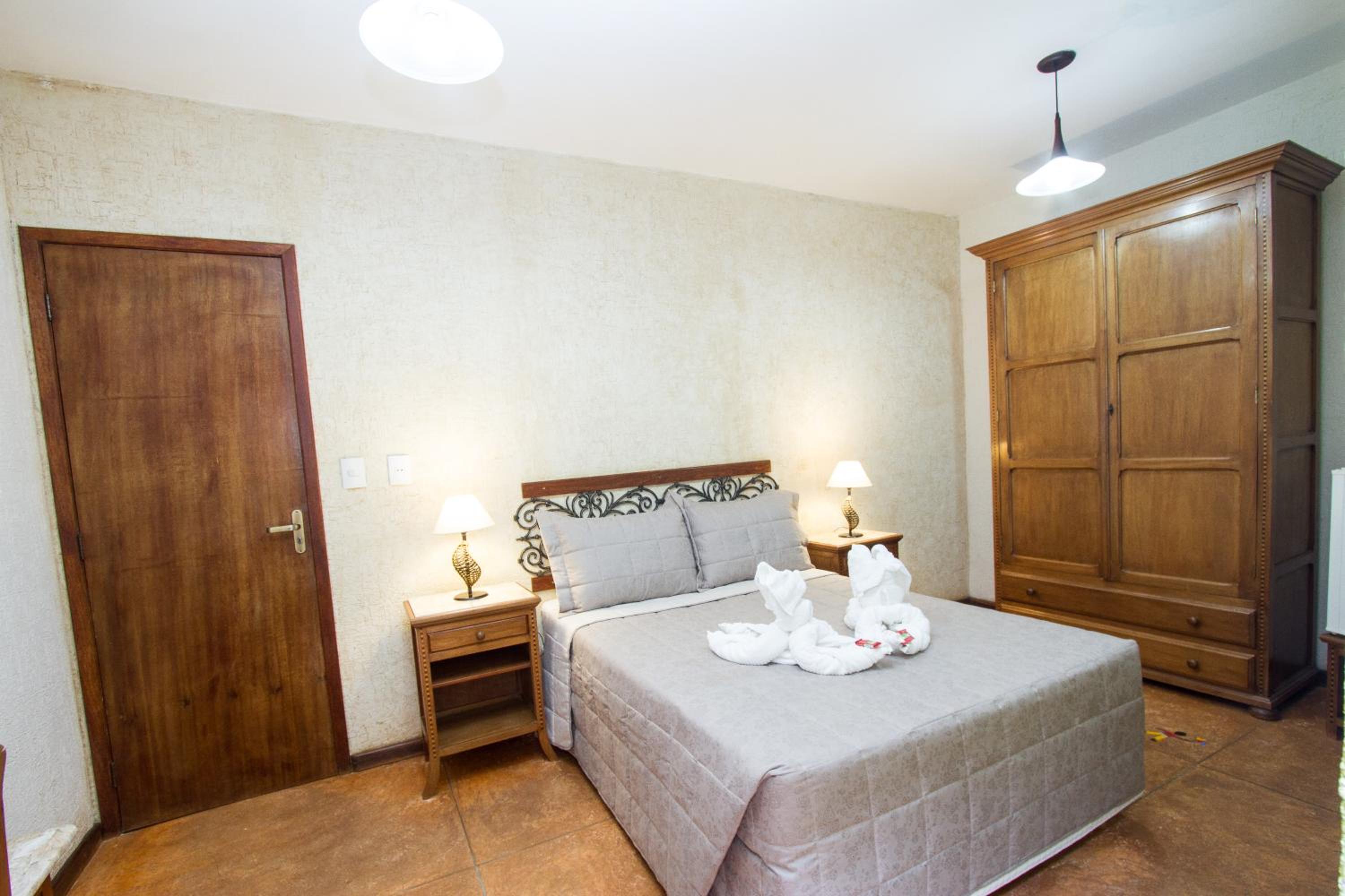 Standard Double or Twin Room - Photo 3