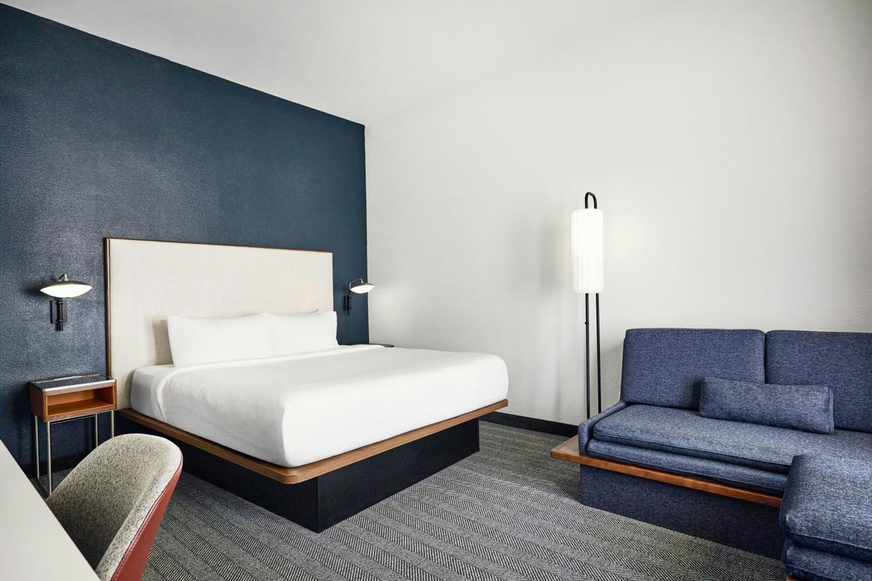 King Room with Sofa Bed
