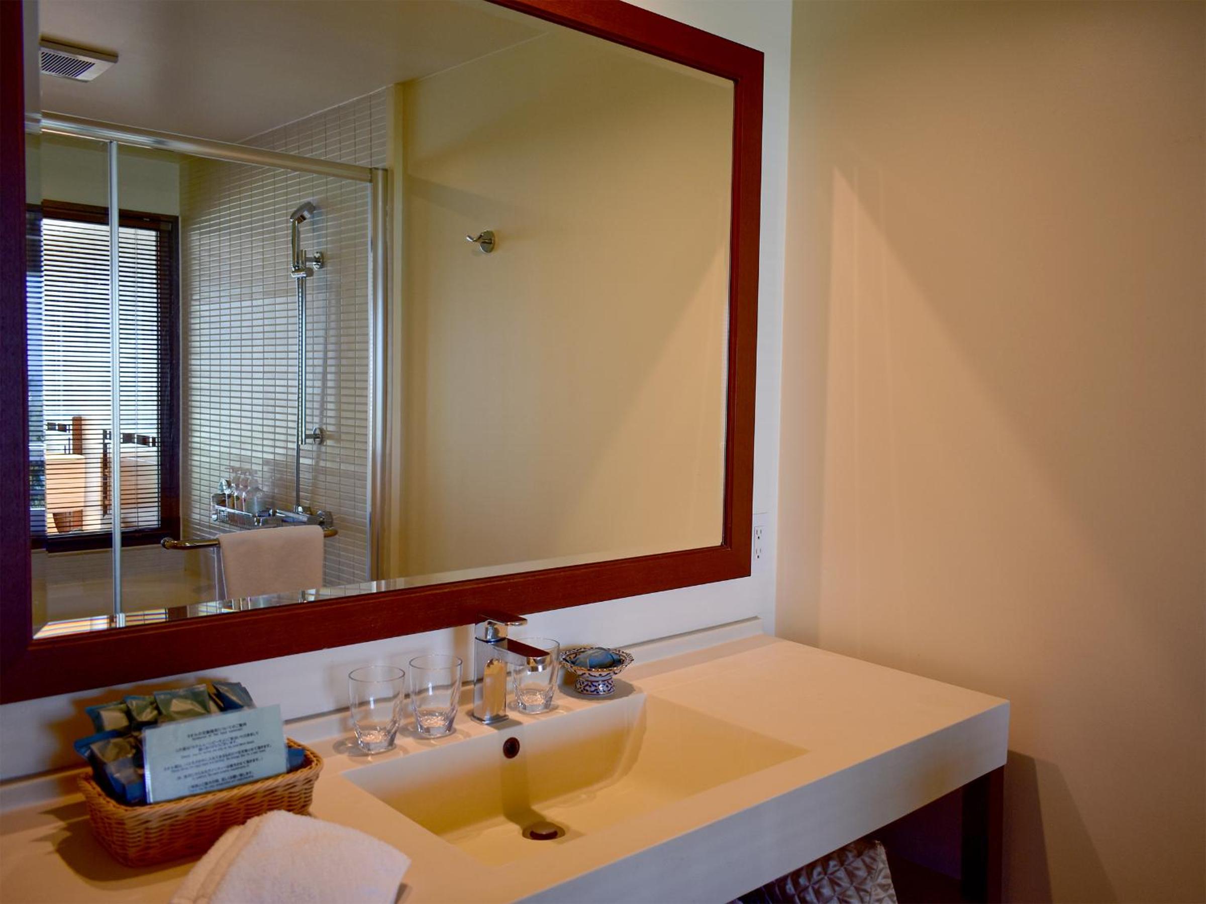 Club Superior Twin Room with Ocean View and Lounge Access - Non-Smoking - Photo 5