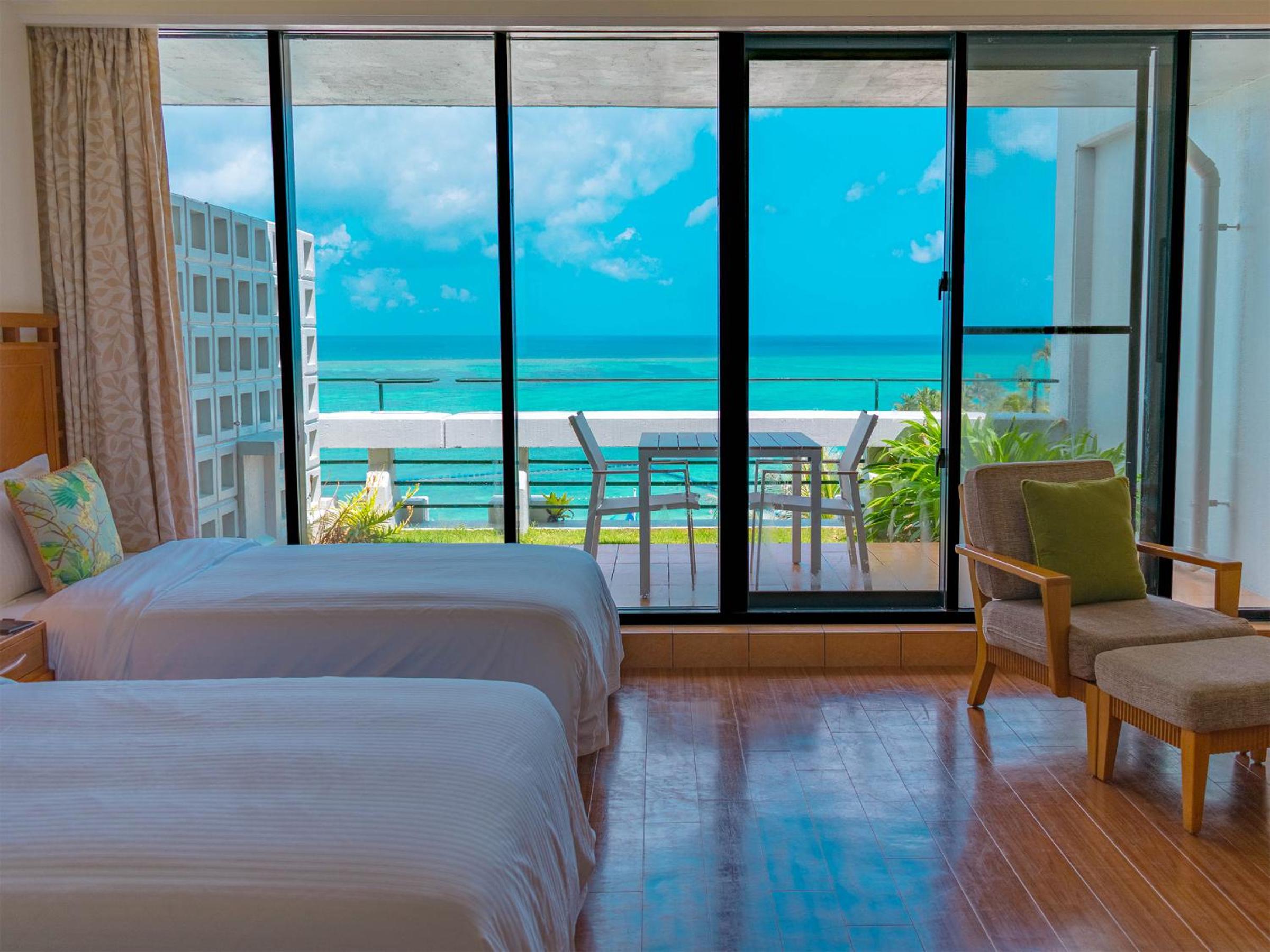 Club Luxury Room with Ocean View and Lounge Access - Non-Smoking (Futon for 3+ guests) - Photo 13