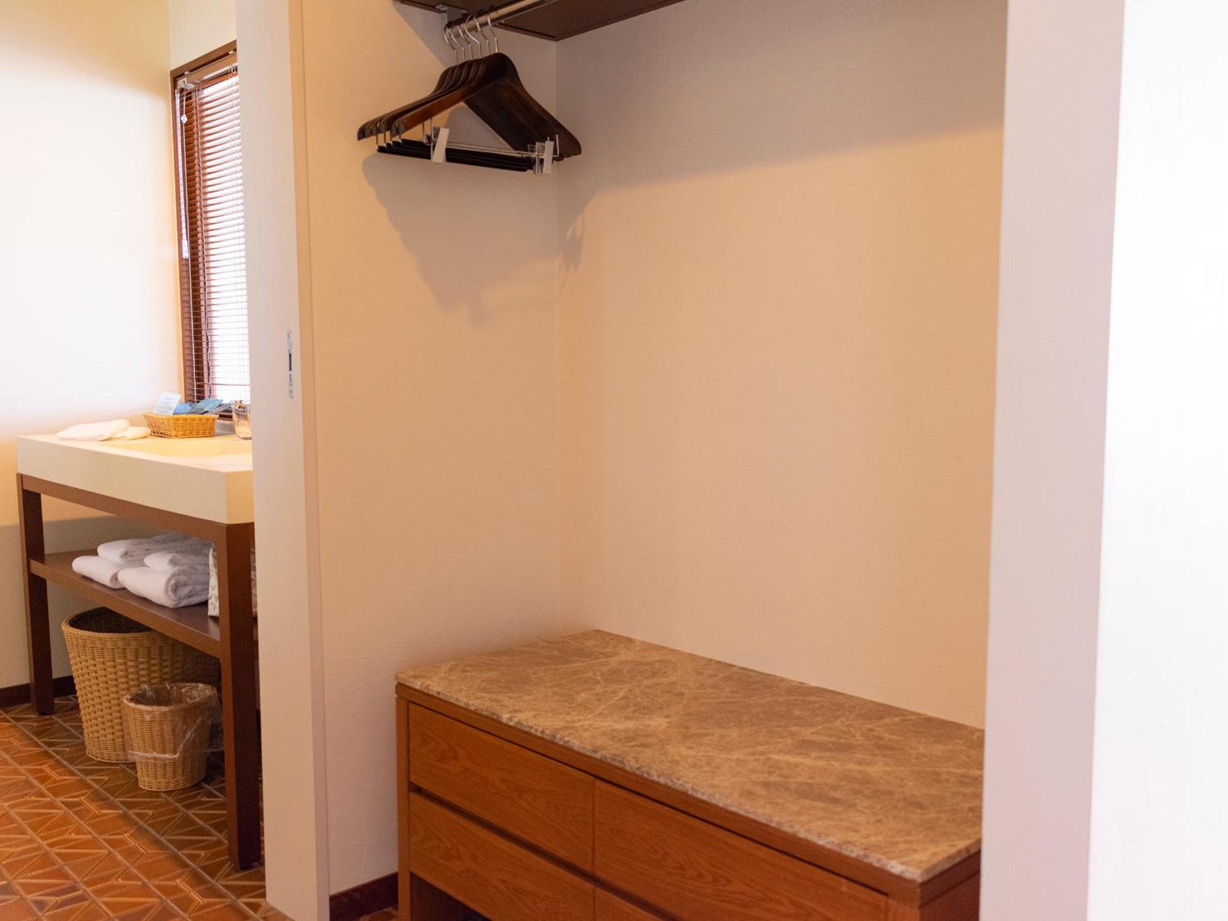 Club Luxury Room with Ocean View and Lounge Access - Non-Smoking (Futon for 3+ guests) - Photo 7