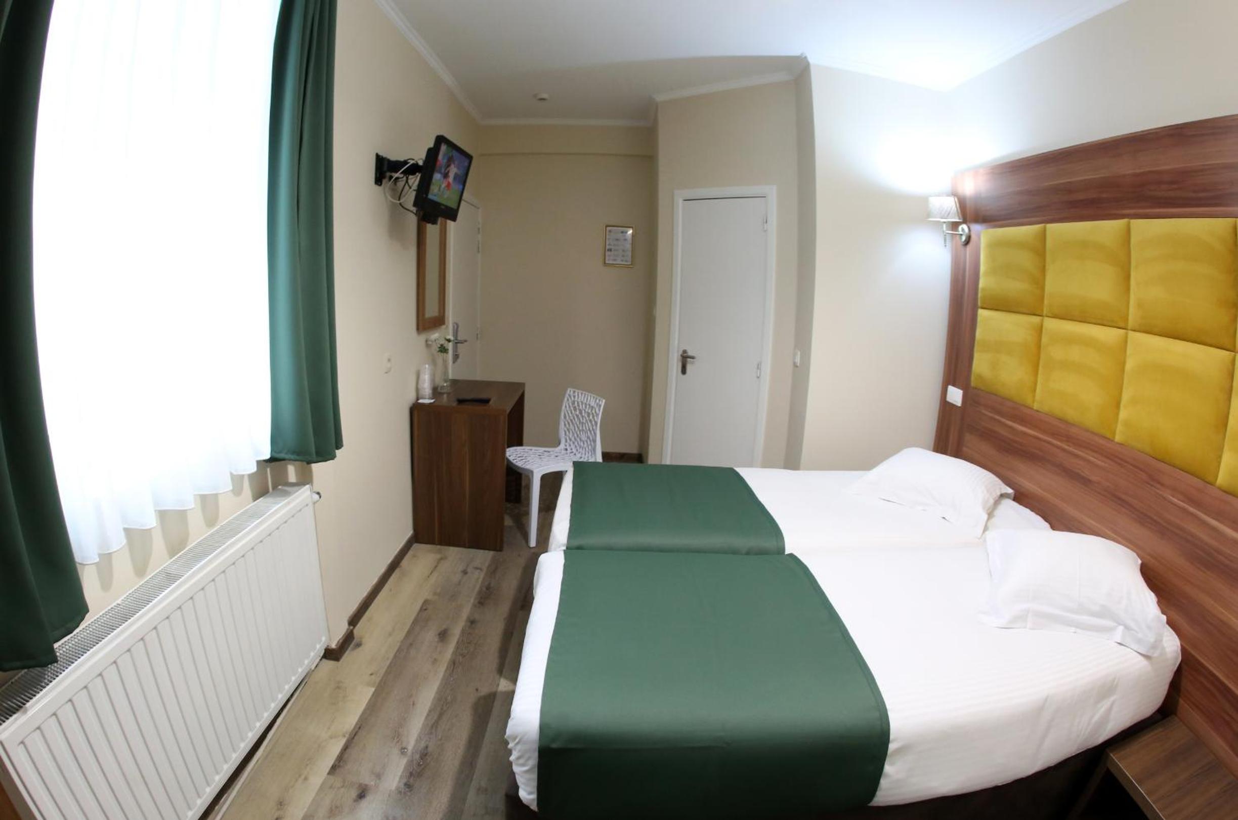 Superior Twin Room photo 1
