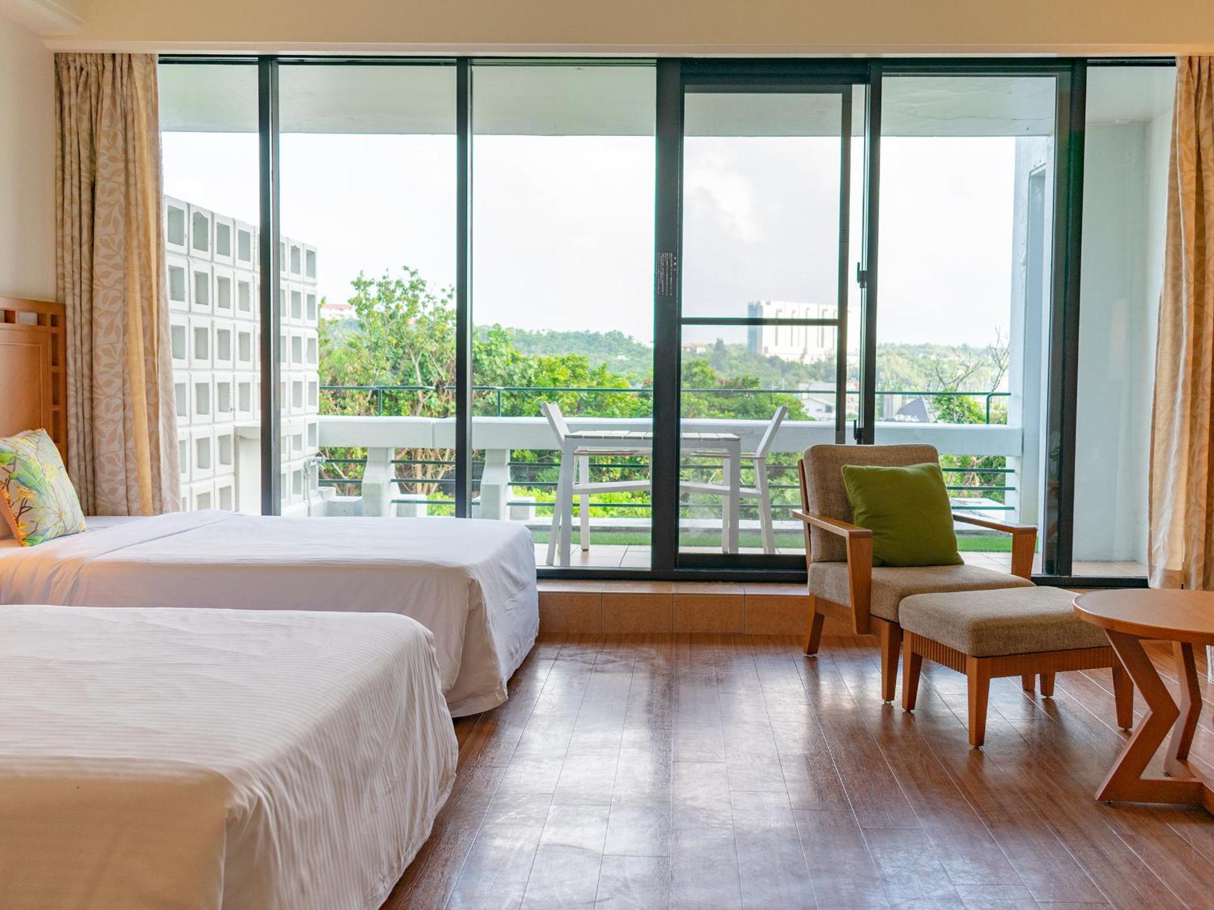 Luxury Room with Mountain View - Non-Smoking (Futon for 3+ guests) - Photo 20