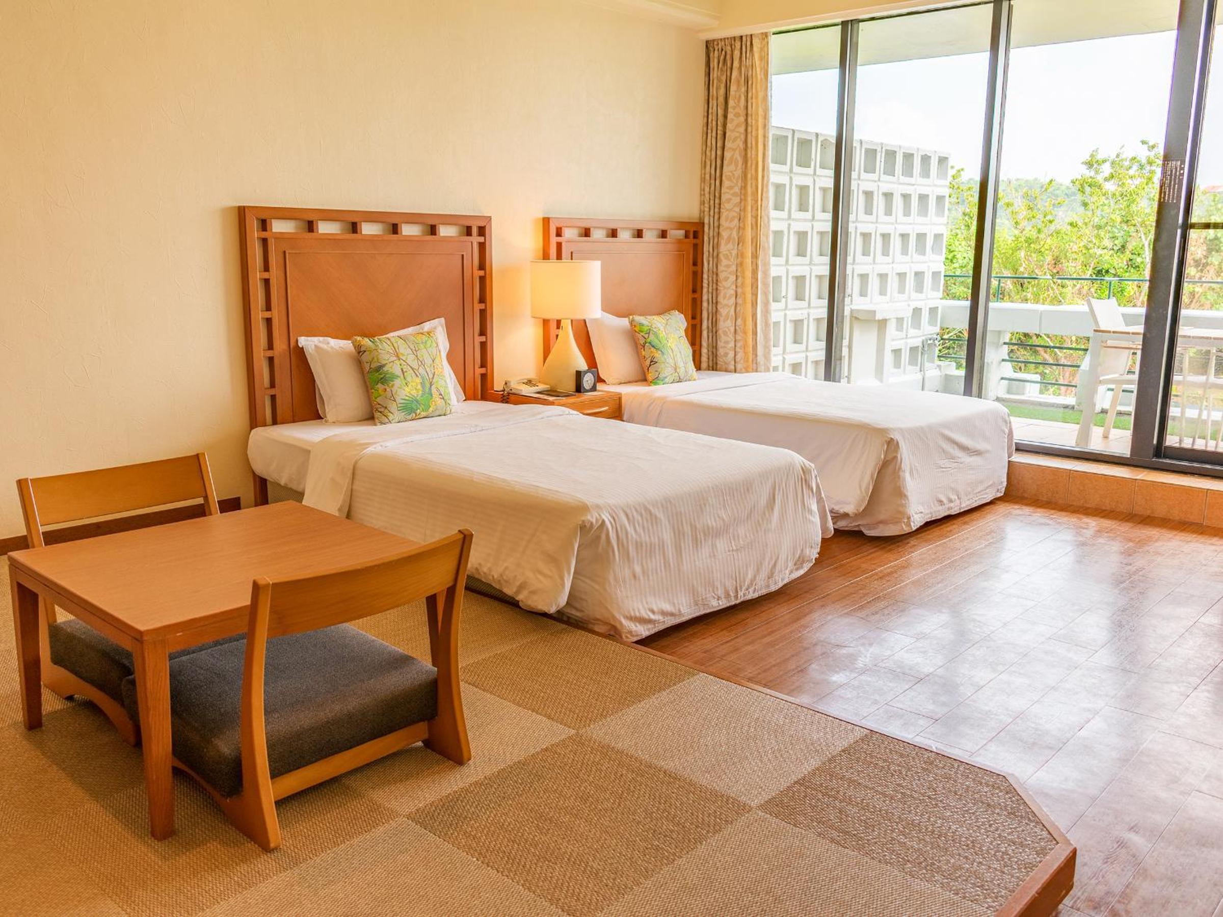 Luxury Room with Mountain View - Non-Smoking (Futon for 3+ guests) - Photo 16