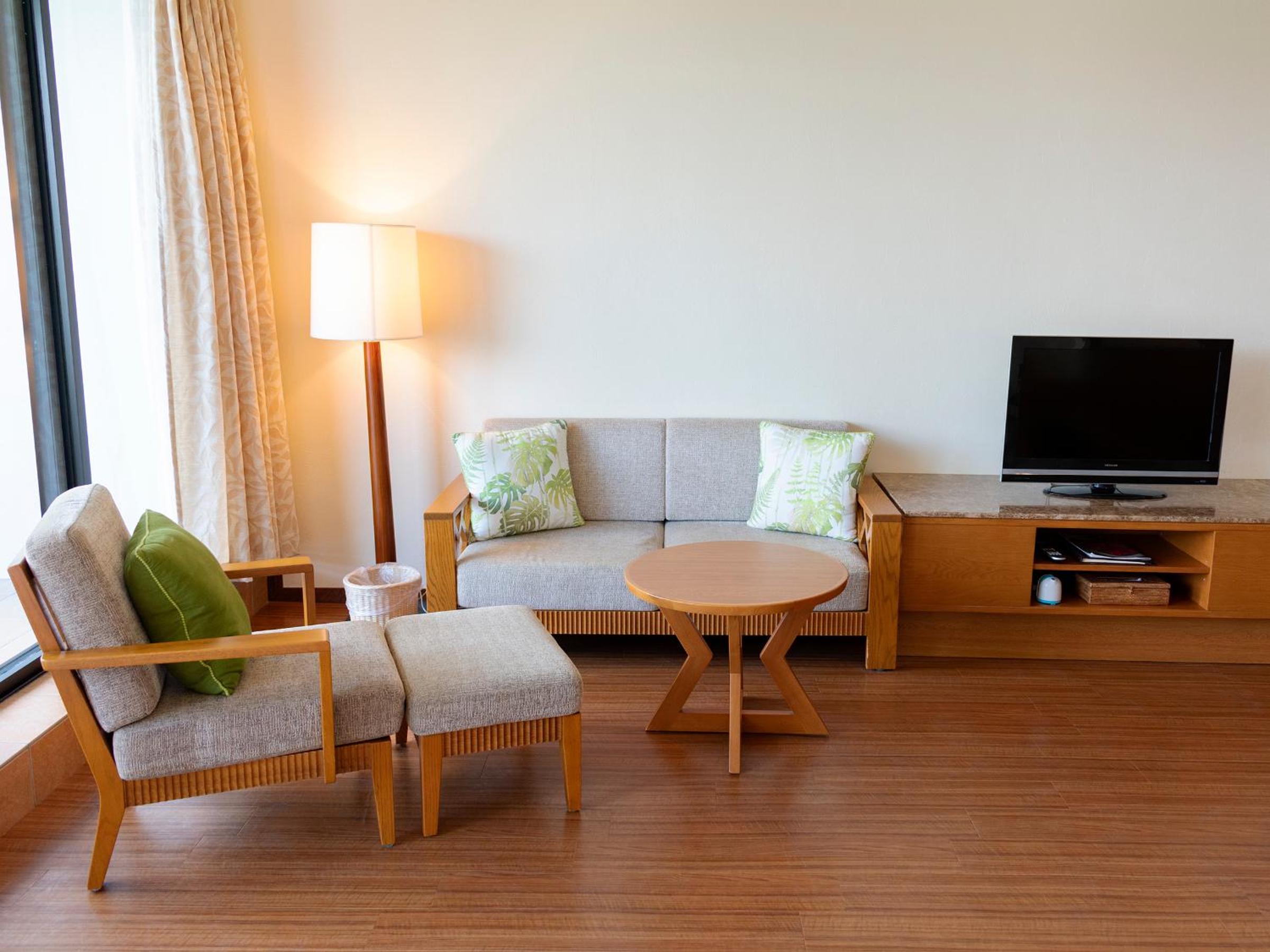 Luxury Room with Mountain View - Non-Smoking (Futon for 3+ guests) - Photo 13