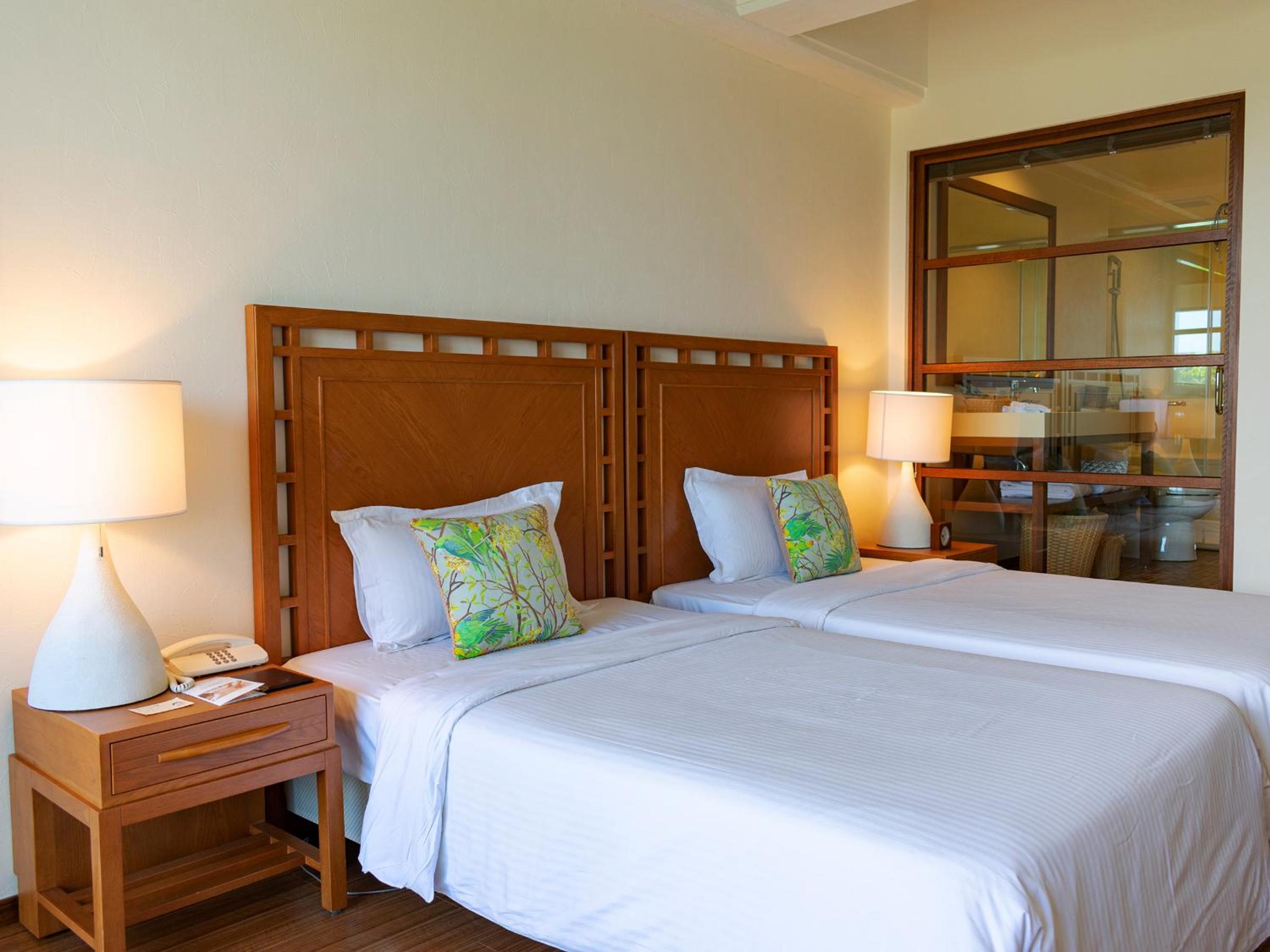 Superior Twin Room with Mountain View - Non-Smoking - Photo 4