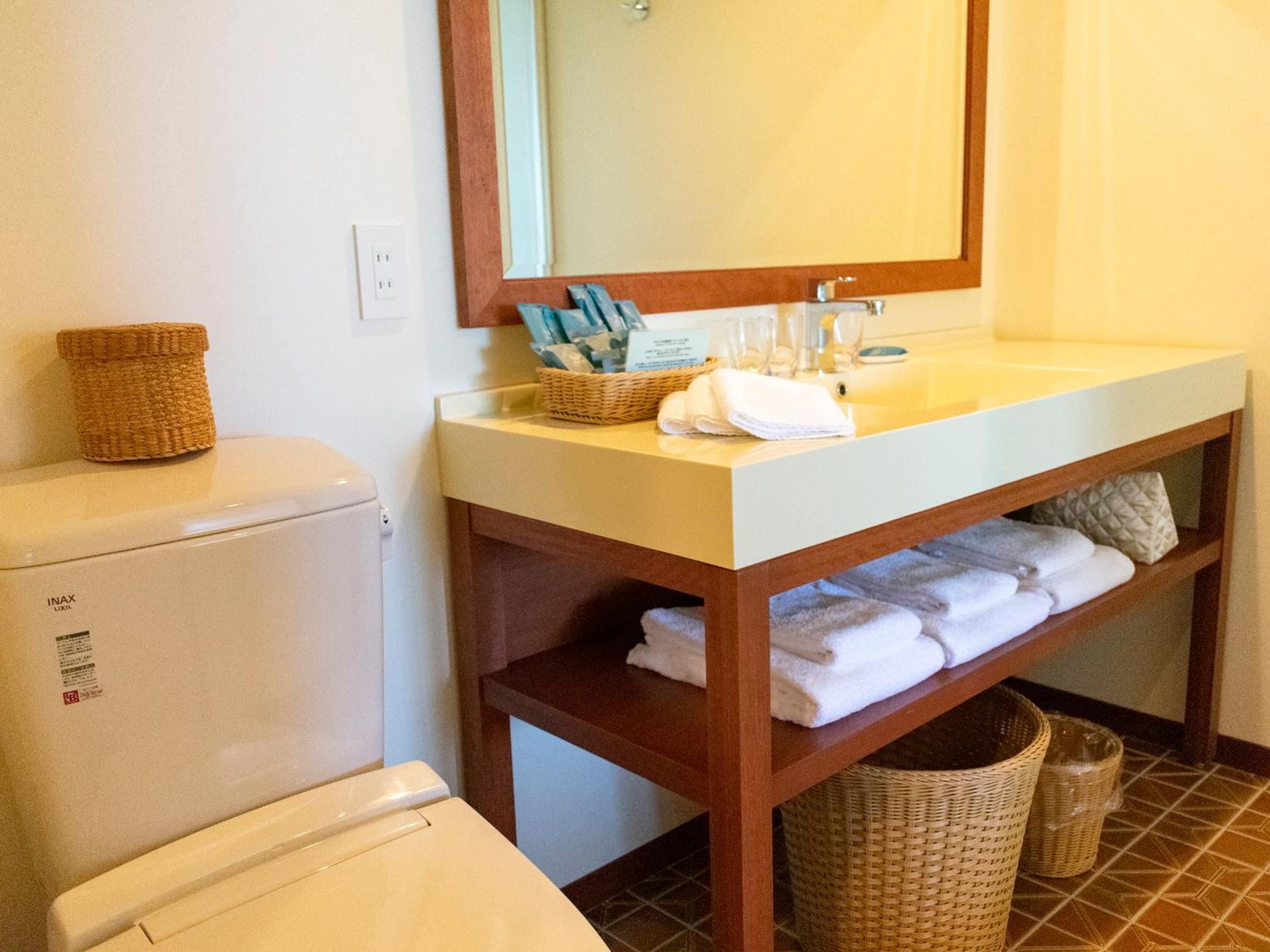 Club Deluxe Room with Ocean View and Lounge Access - Non-Smoking - Photo 21