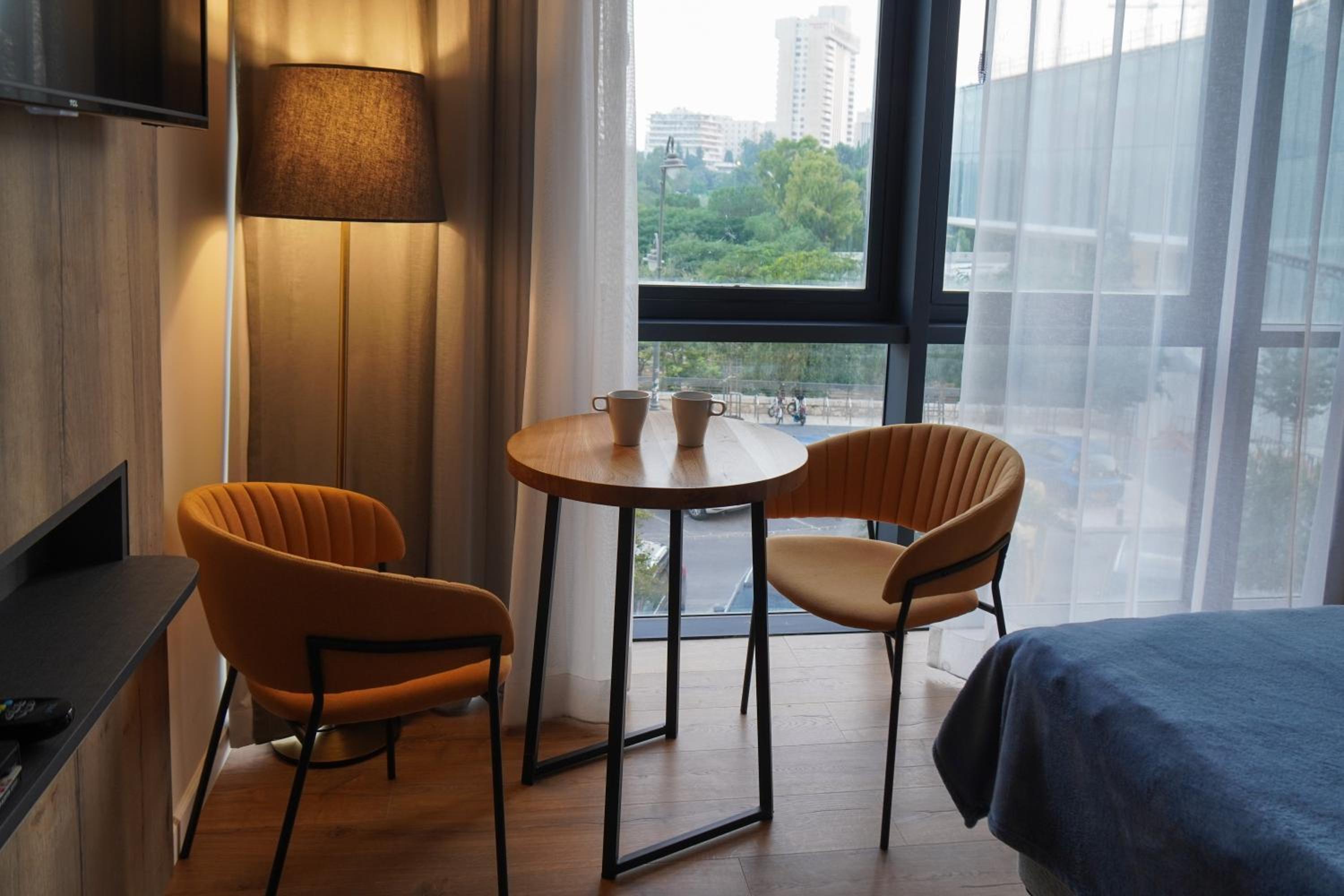 Standard Double Room - Photo 15