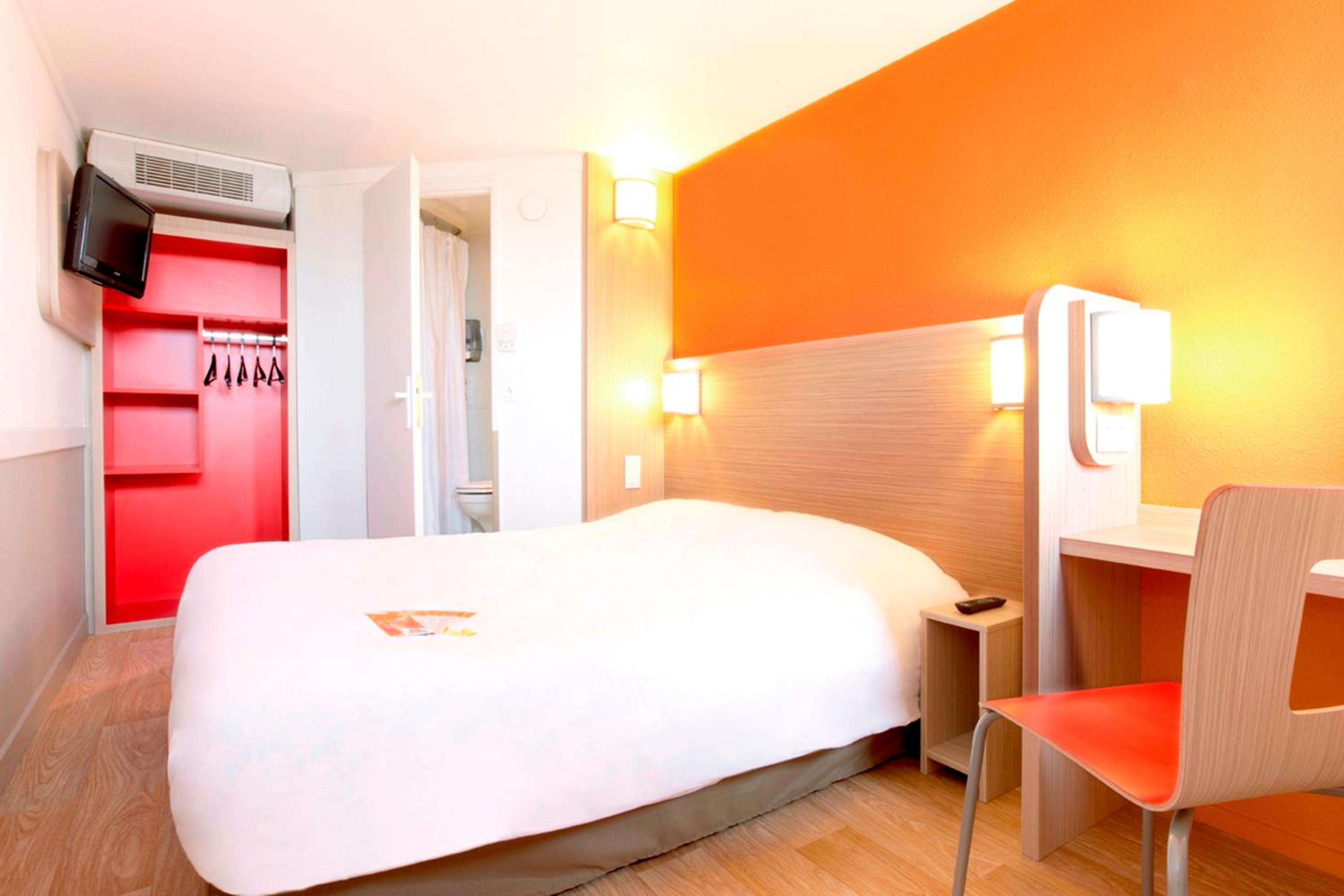 Double Room - Photo 1