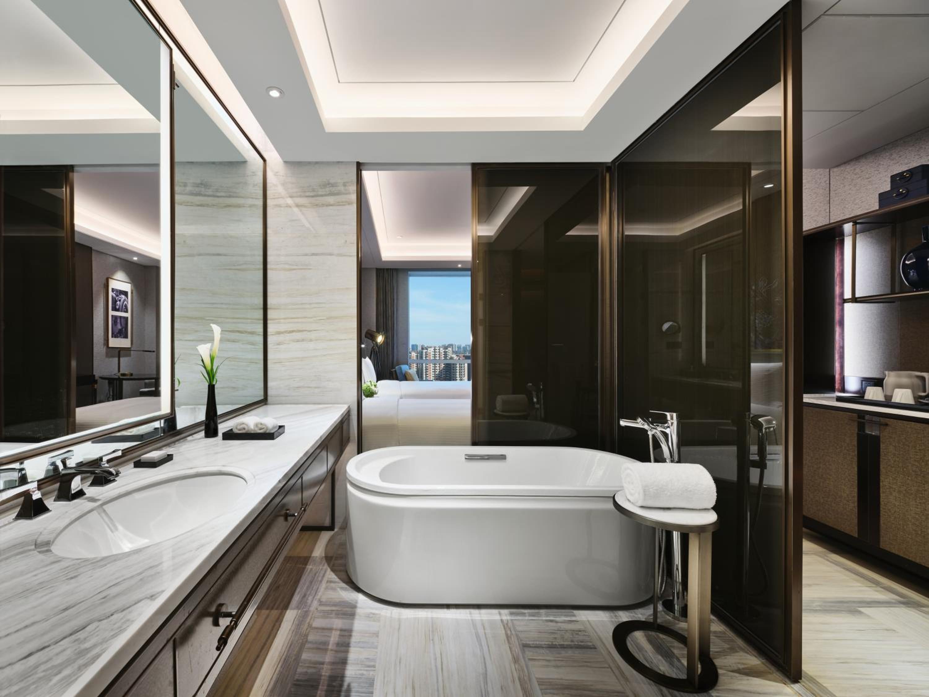 Deluxe Twin Room - Photo 3