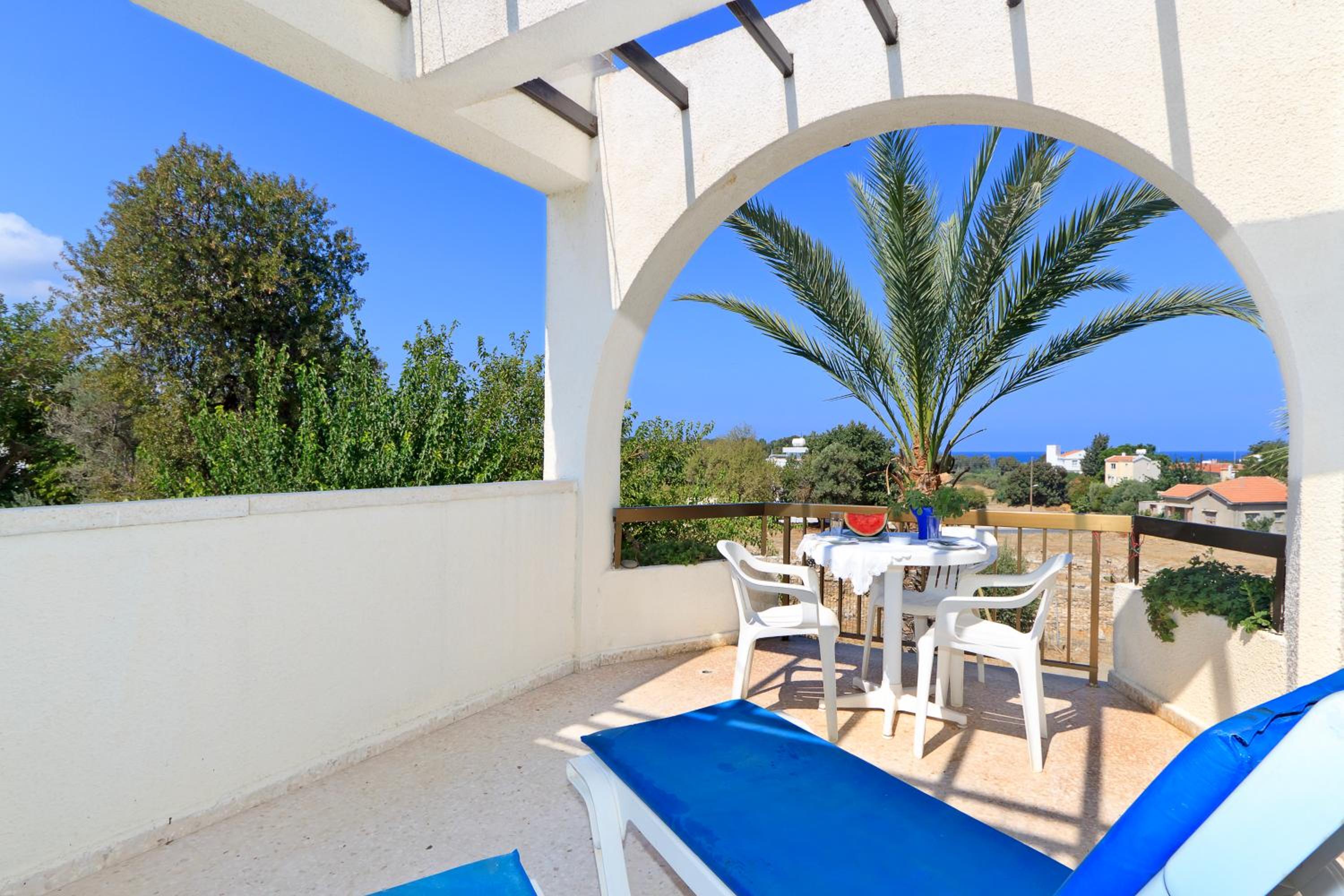 One-Bedroom Apartment photo 3
