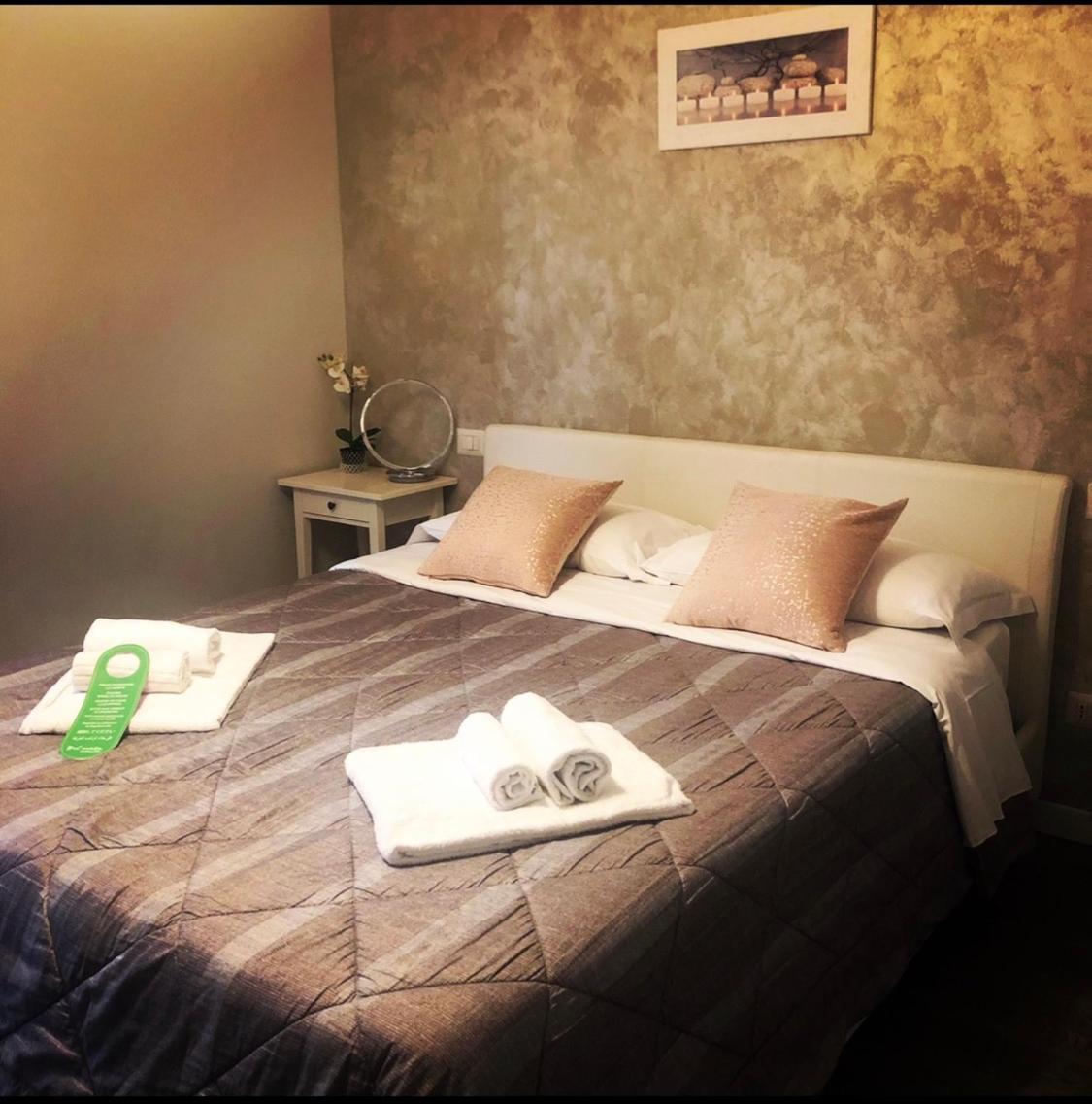 Double Room with Private Balcony and City View