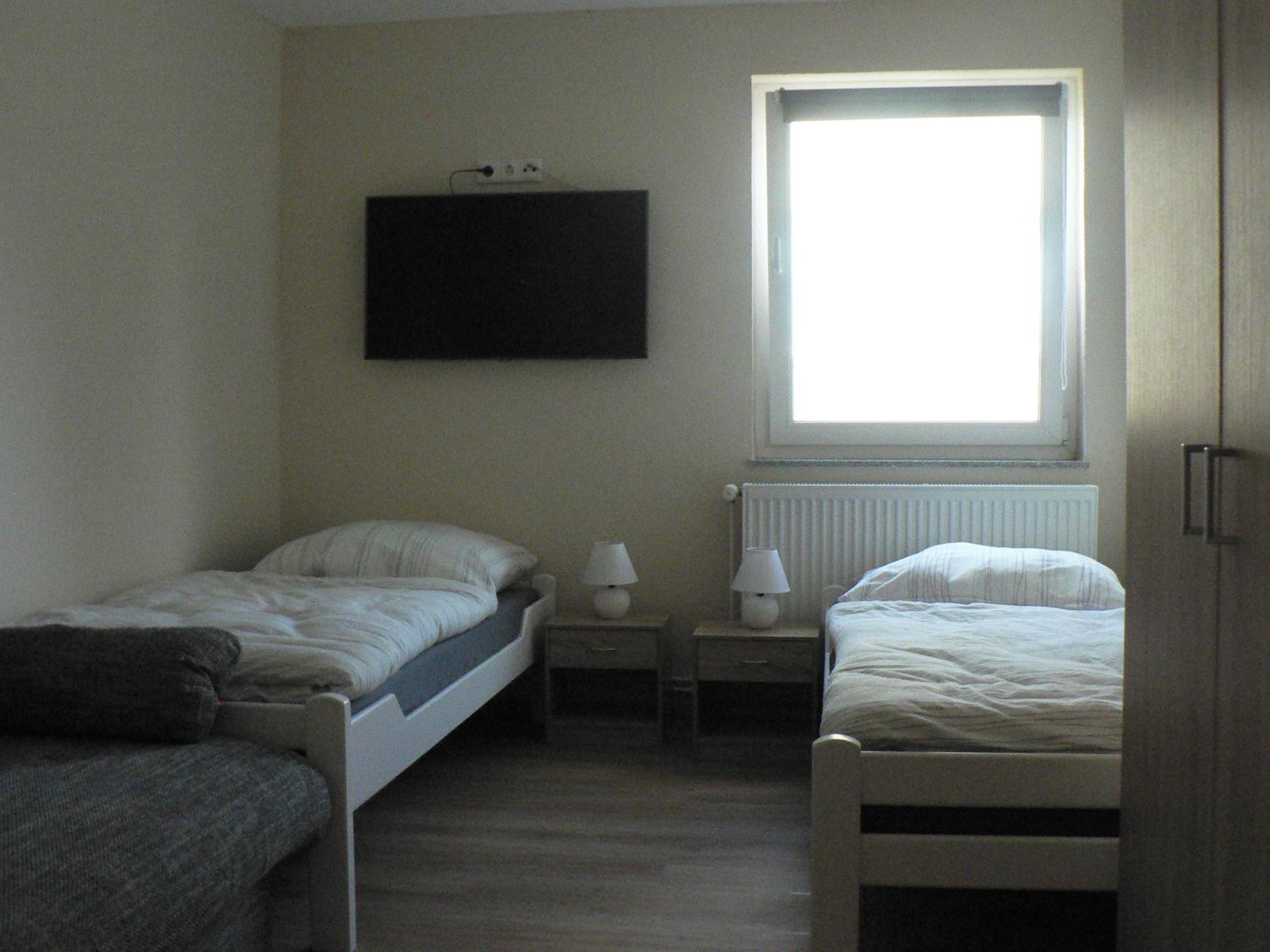 Double Room with Shared Bathroom photo 3
