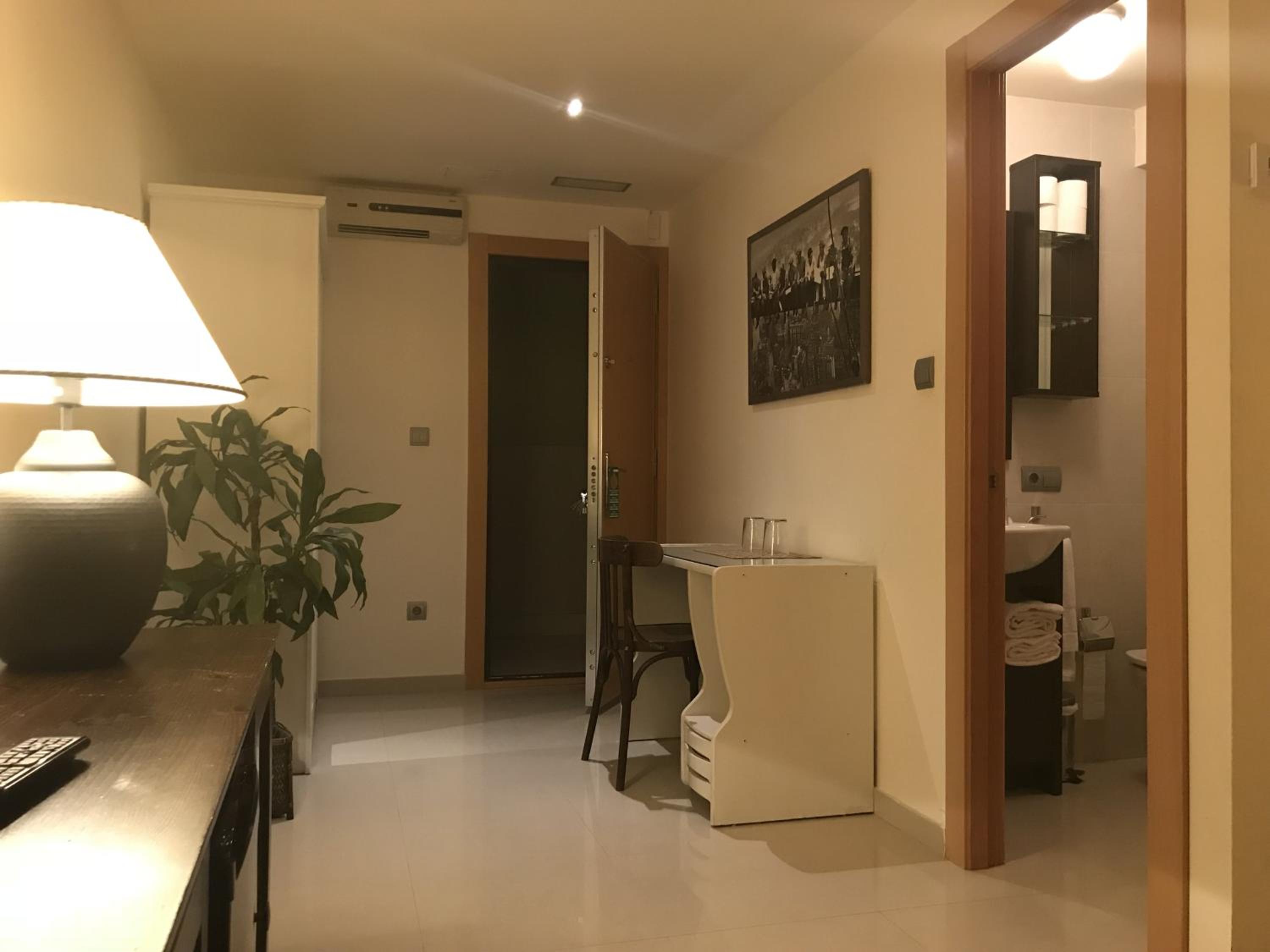 Double Room - Photo 1