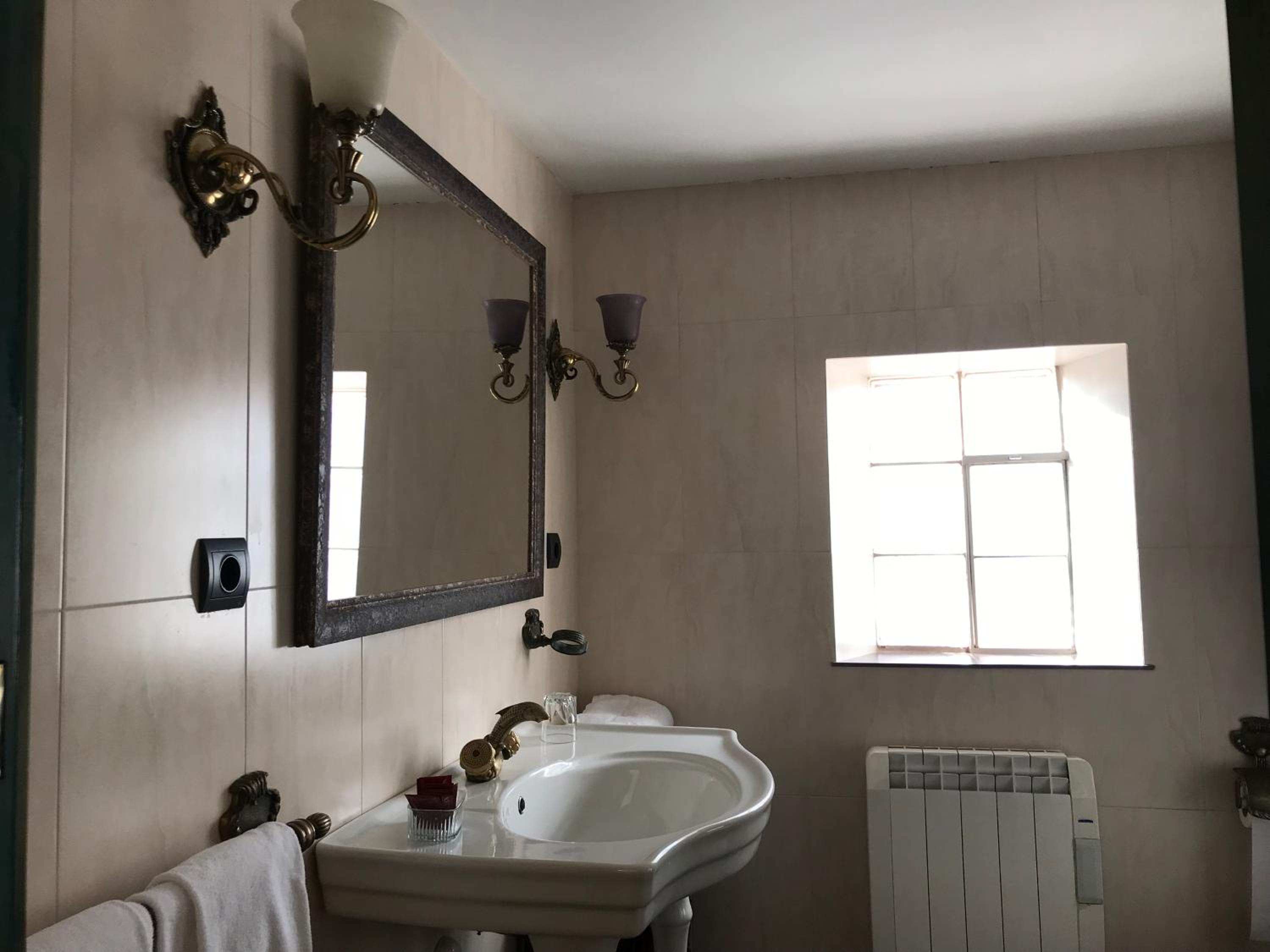 Standard Double Suite - Photo 9