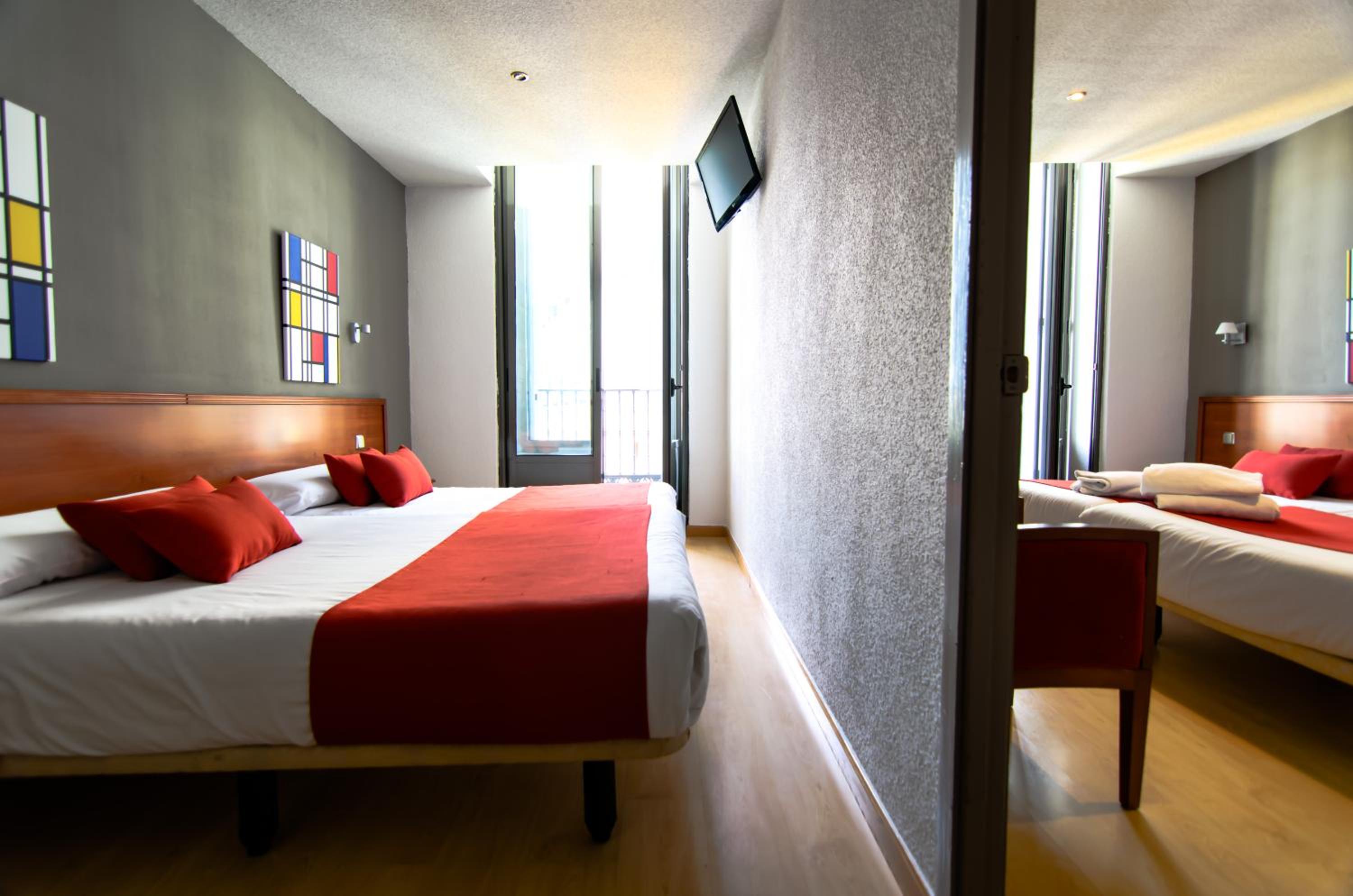 Quadruple Room photo 2