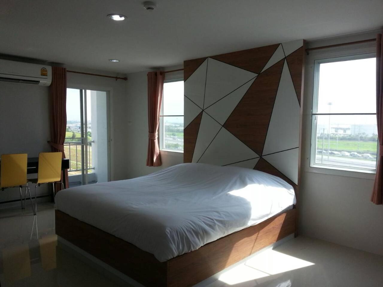 Double Room with Private Bathroom - Photo 7