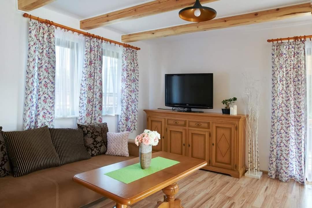 Chalet photo 1
