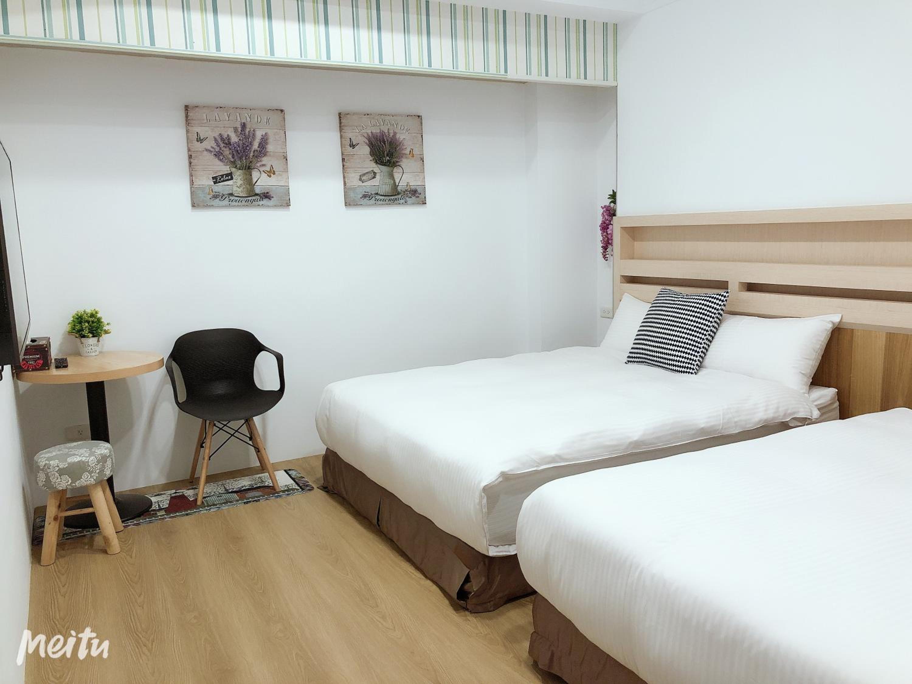 Standard Double Room with Two Double Beds photo 1