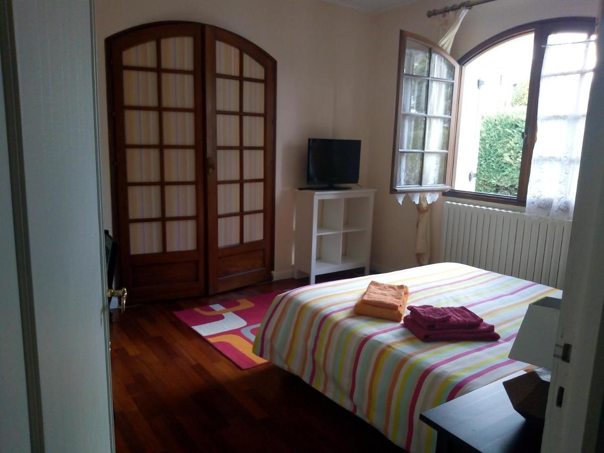 Standard Double Room photo 3