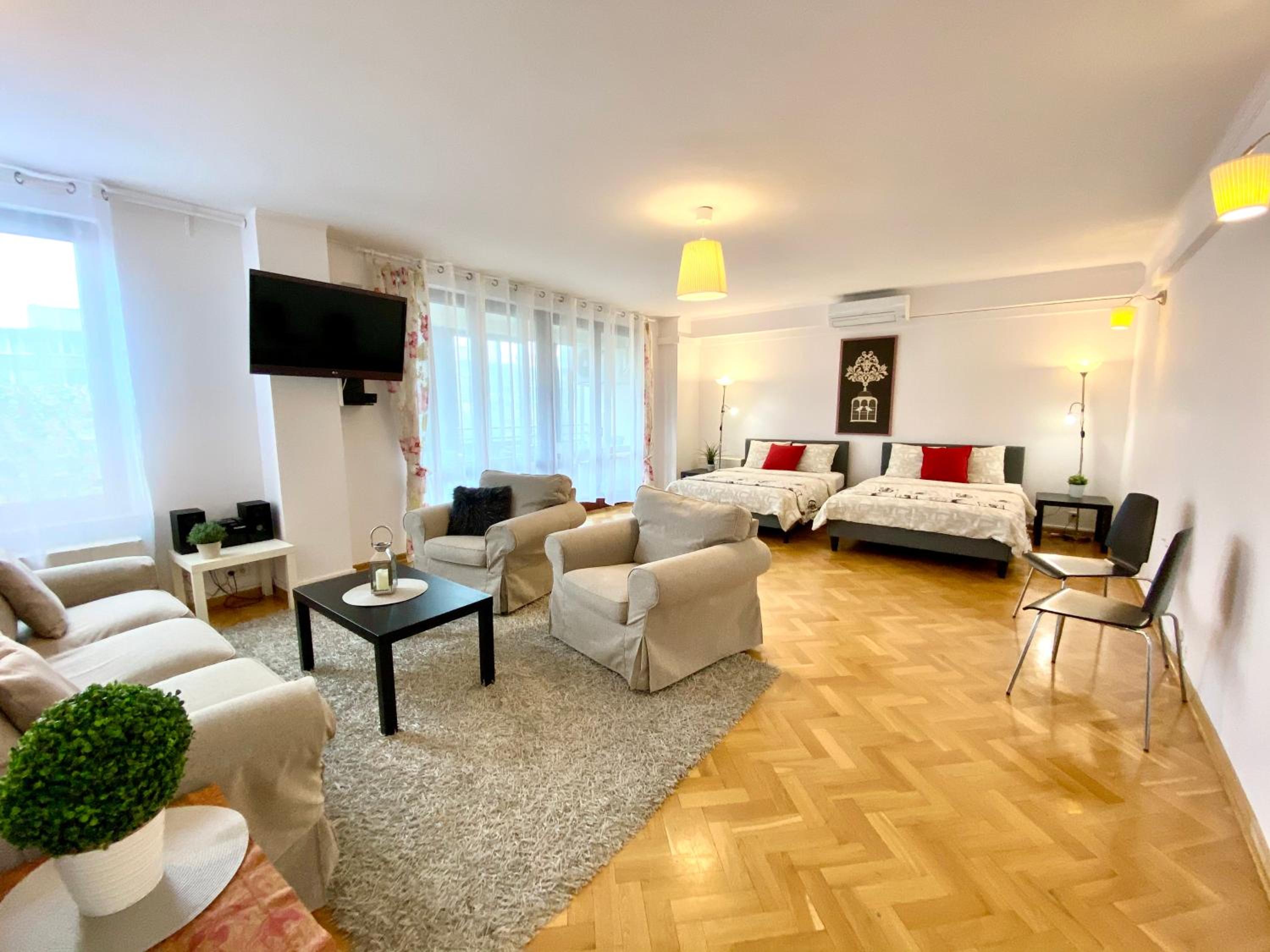 Two-Bedroom Apartment - Photo 41