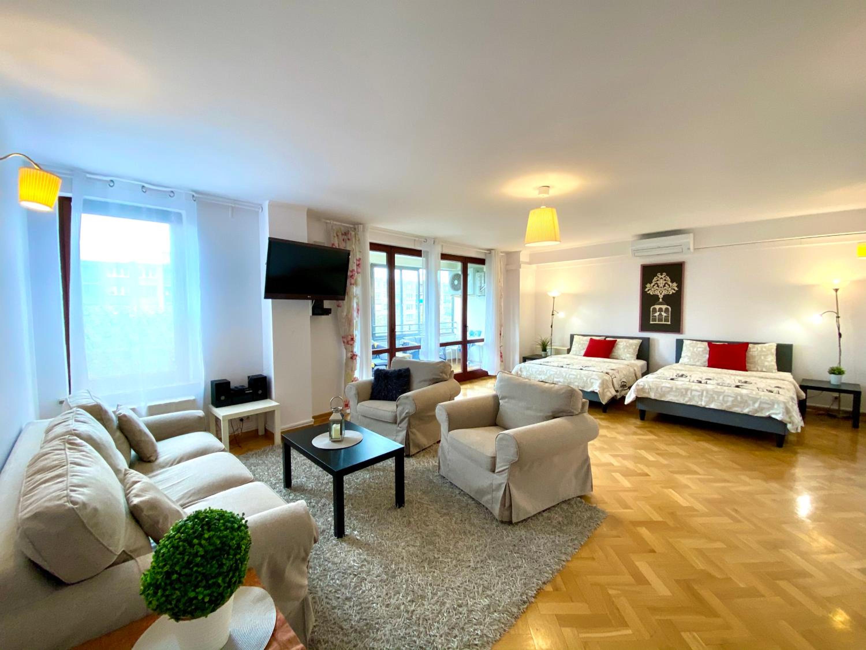 Two-Bedroom Apartment - Photo 7