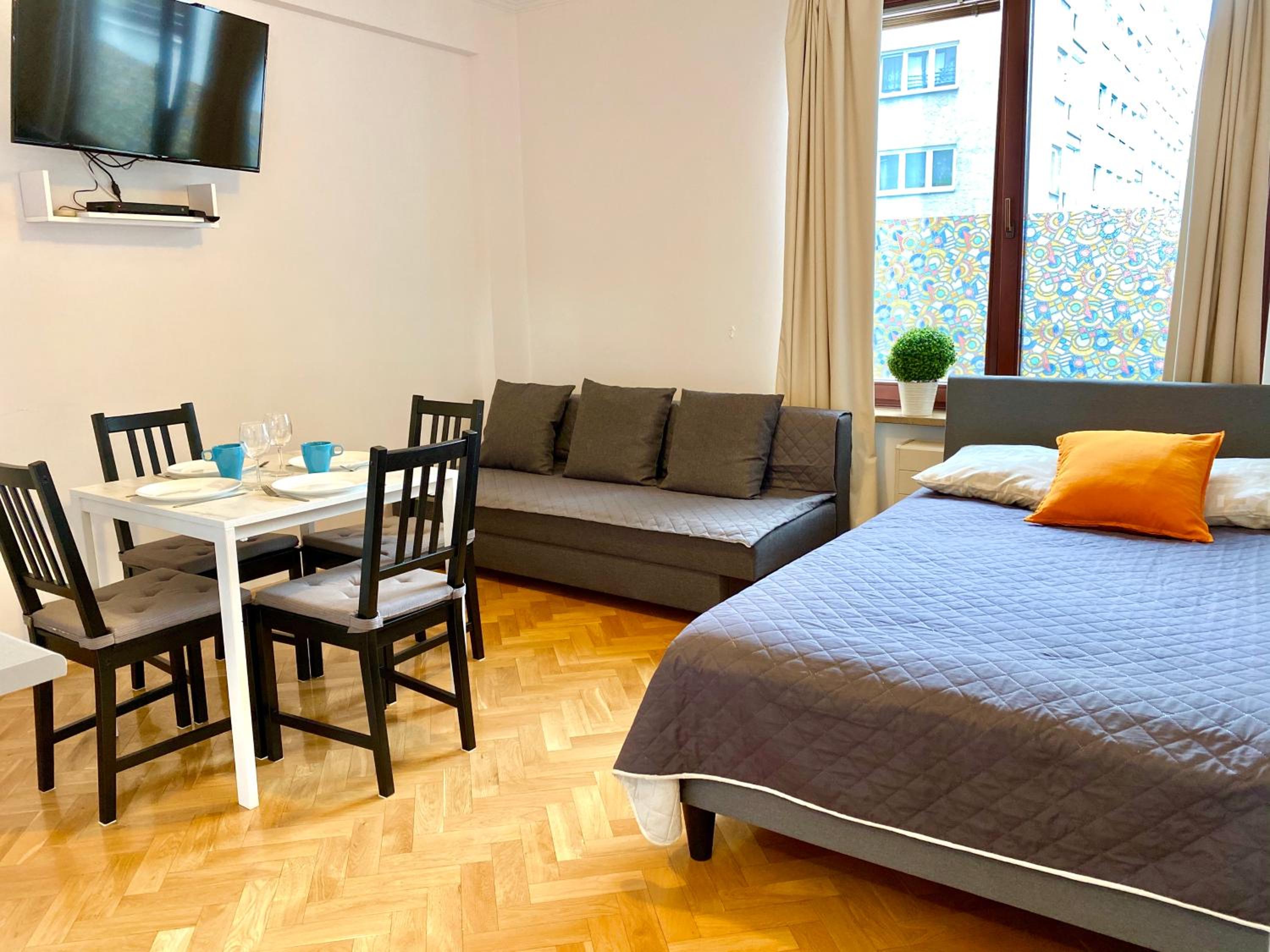 Three-Bedroom Apartment - Photo 40