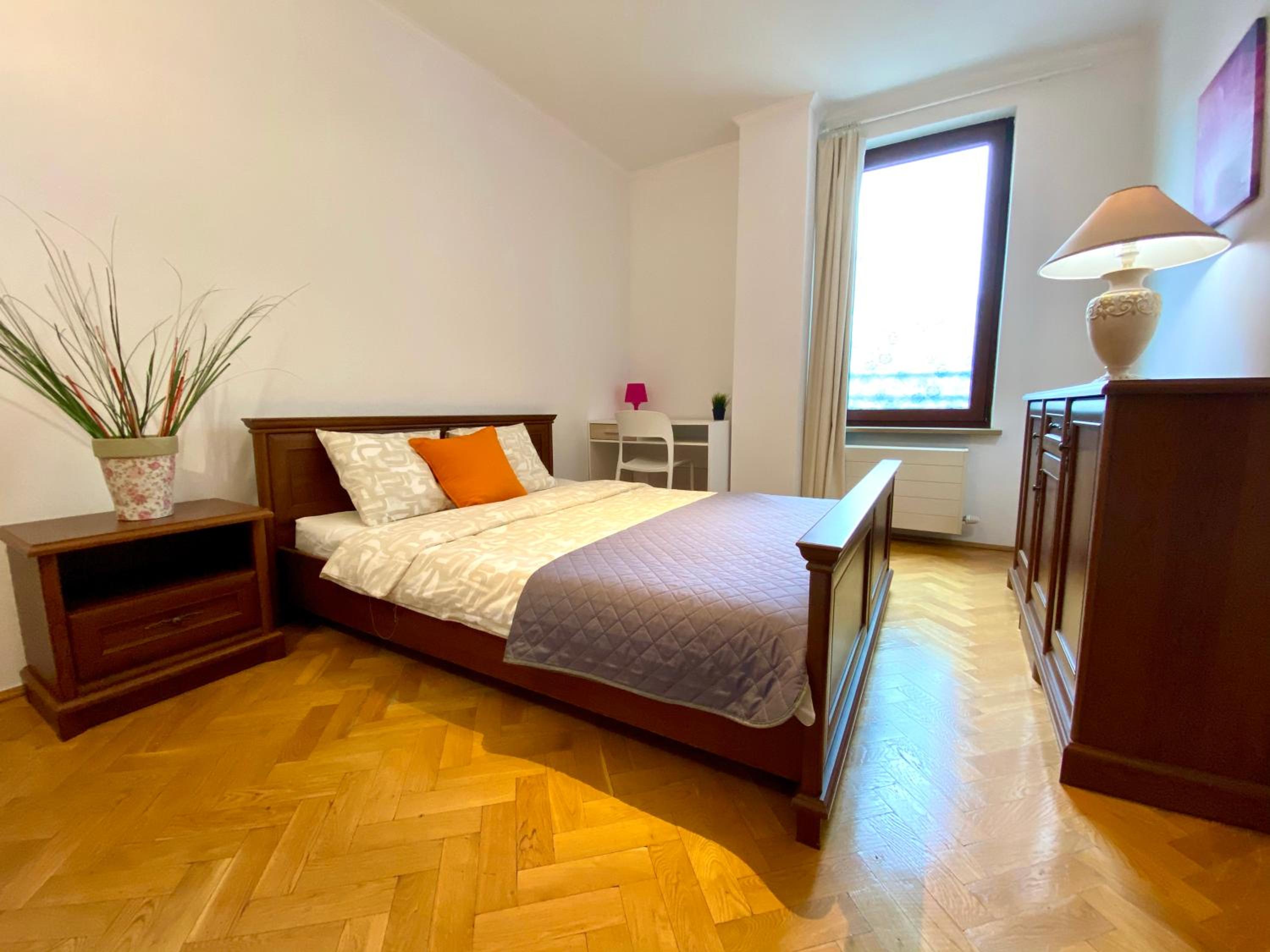 Three-Bedroom Apartment - Photo 41