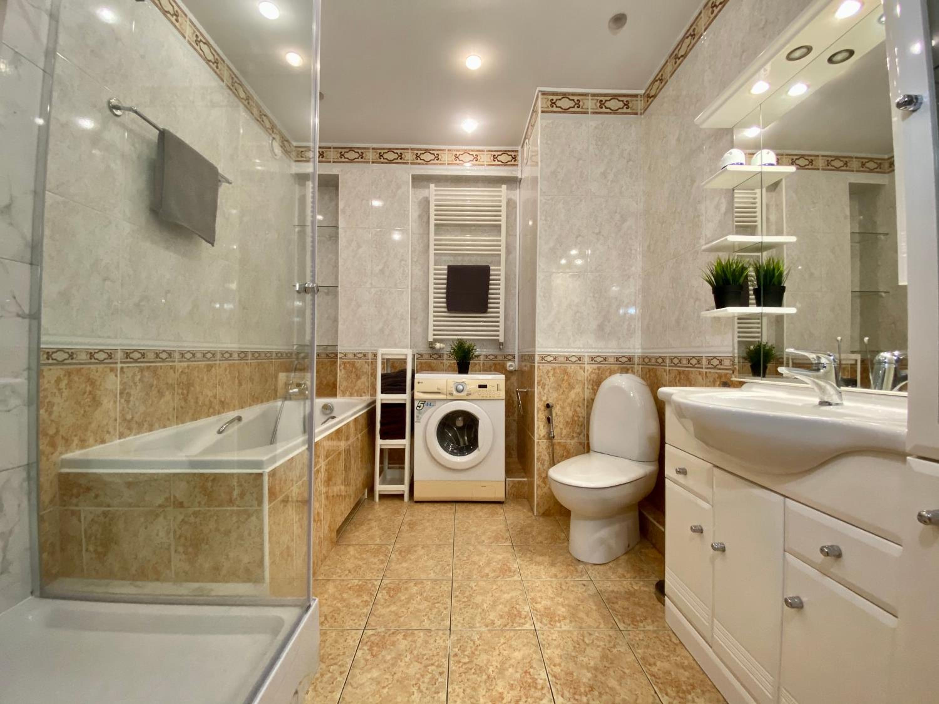 Three-Bedroom Apartment - Photo 44