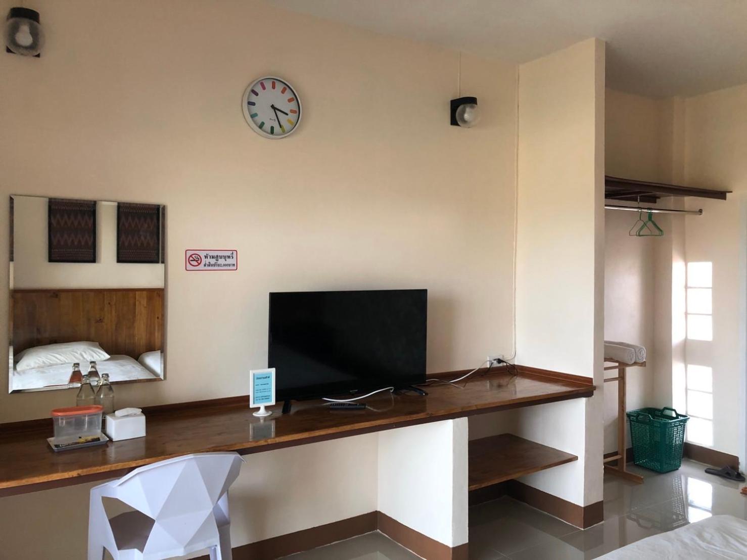 Twin Room with Terrace photo 3