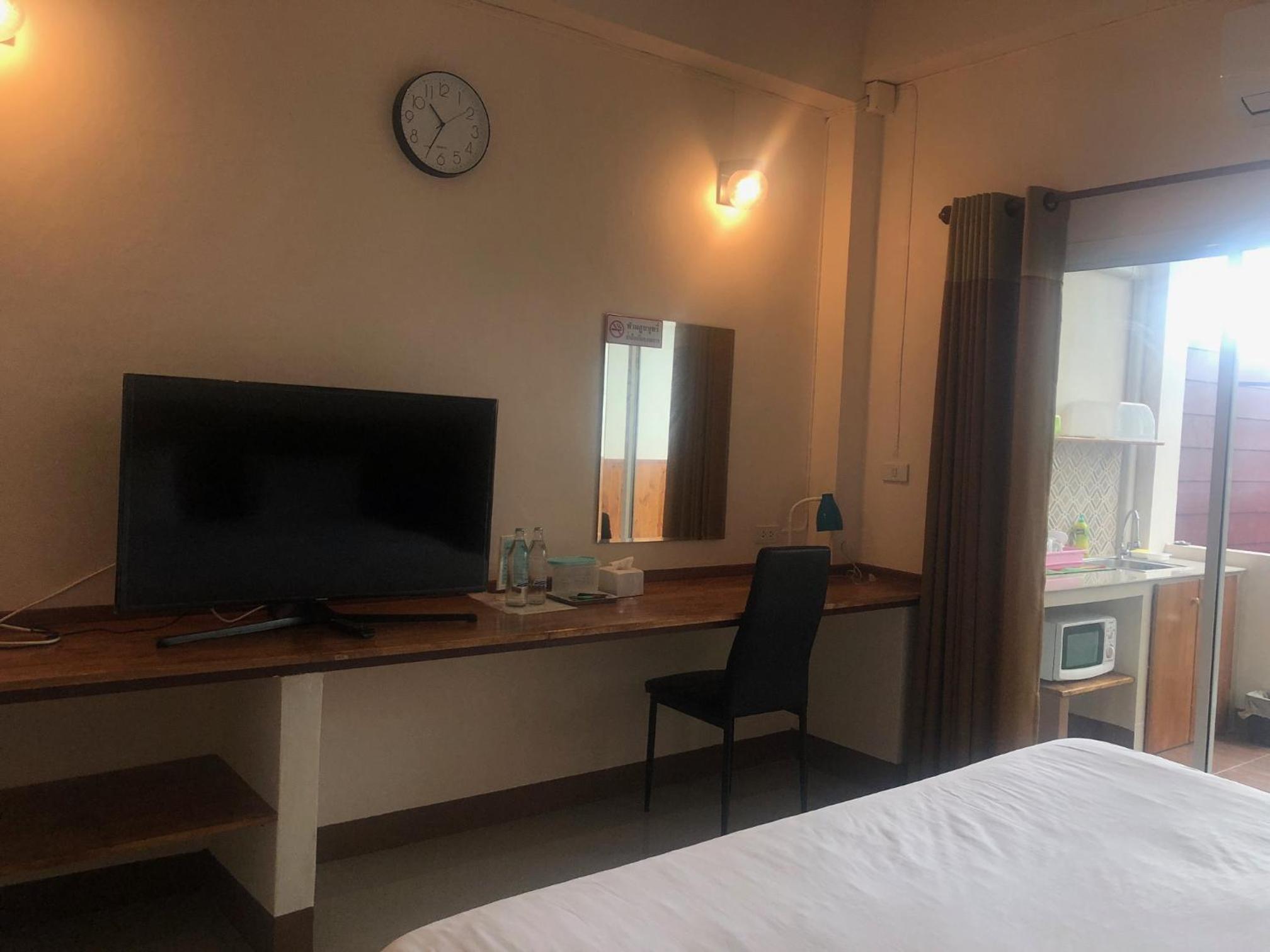 Double Room with Terrace - Photo 7
