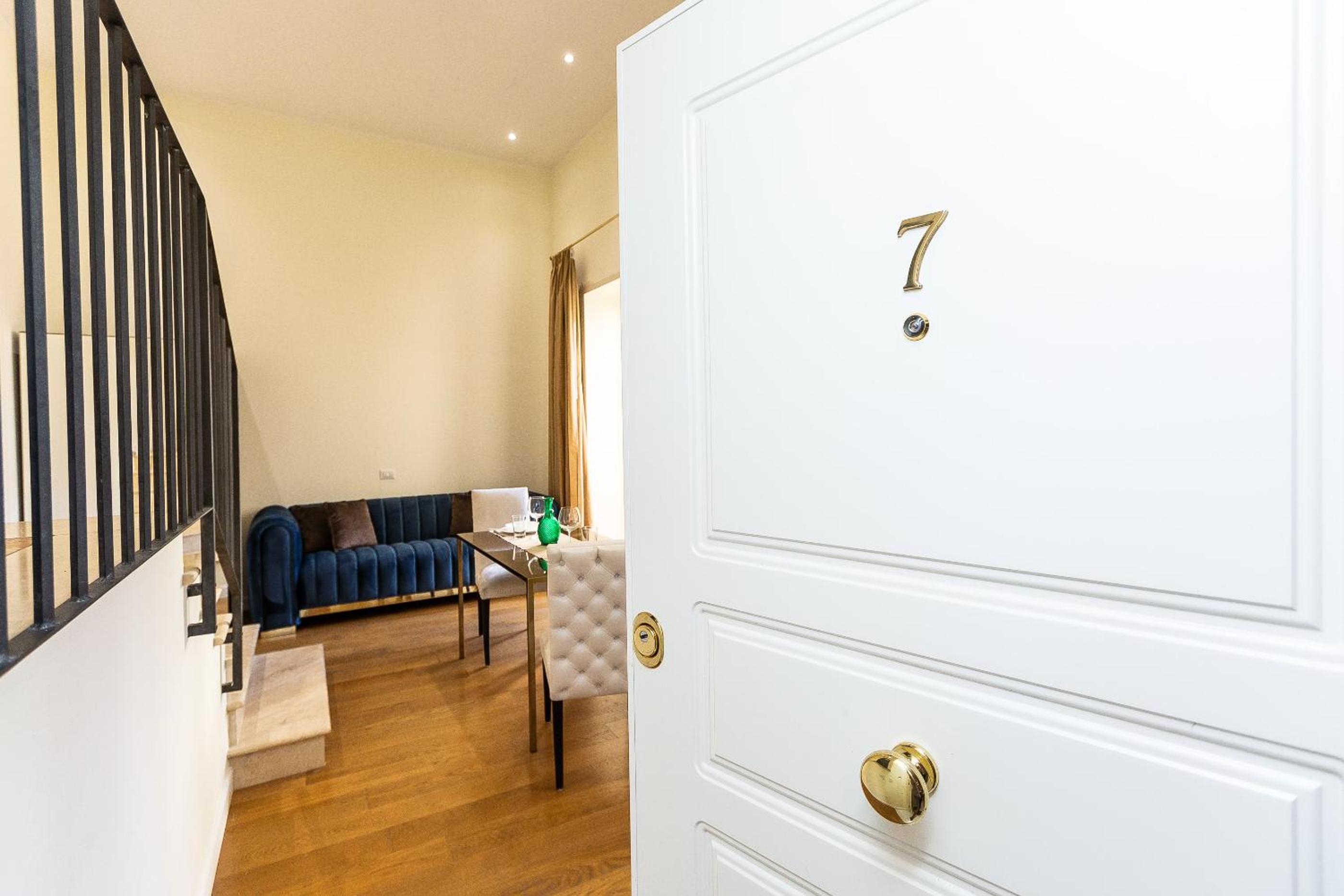 Apartment - Split Level