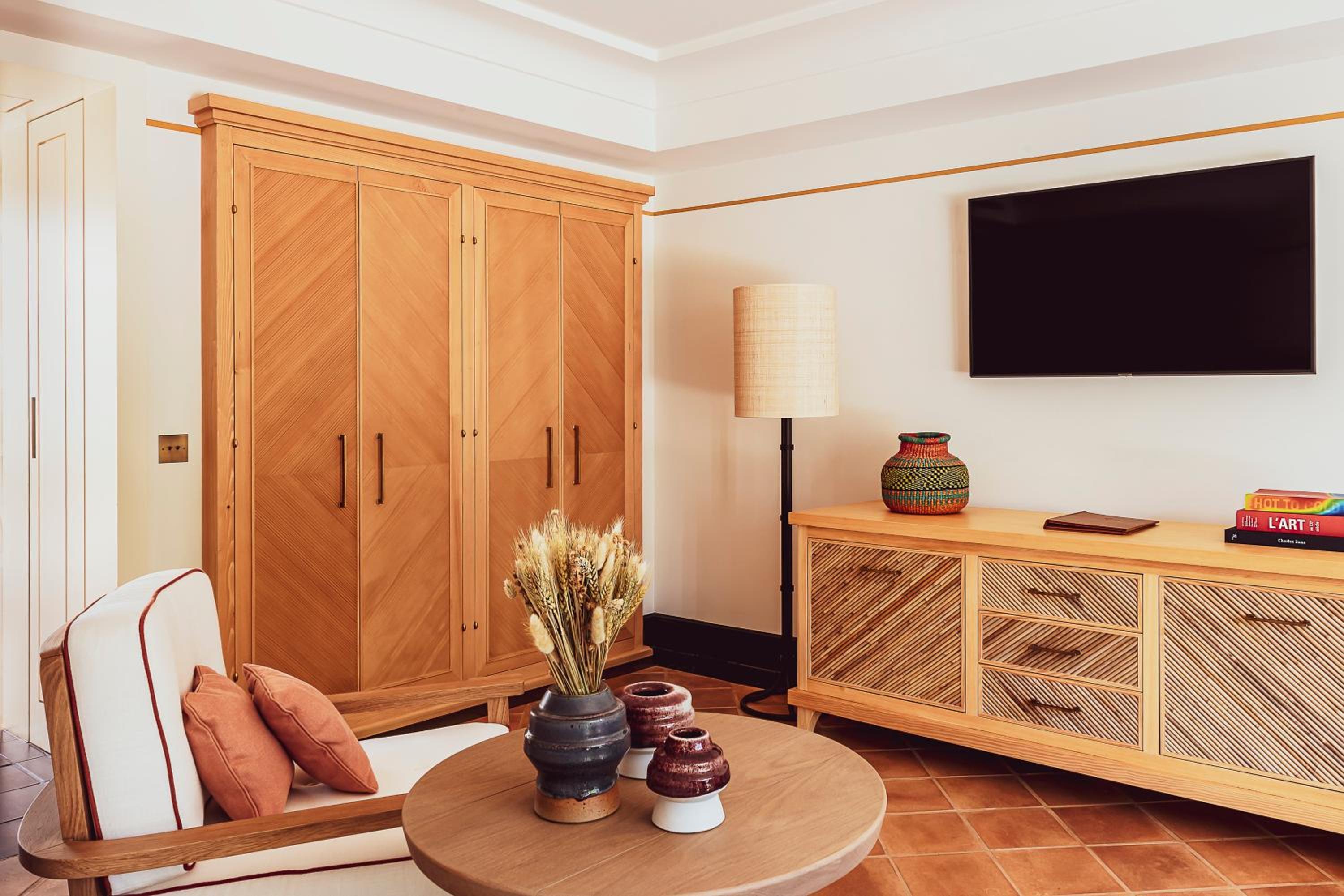 Deluxe Junior Suite - Double or Twin - Photo 5