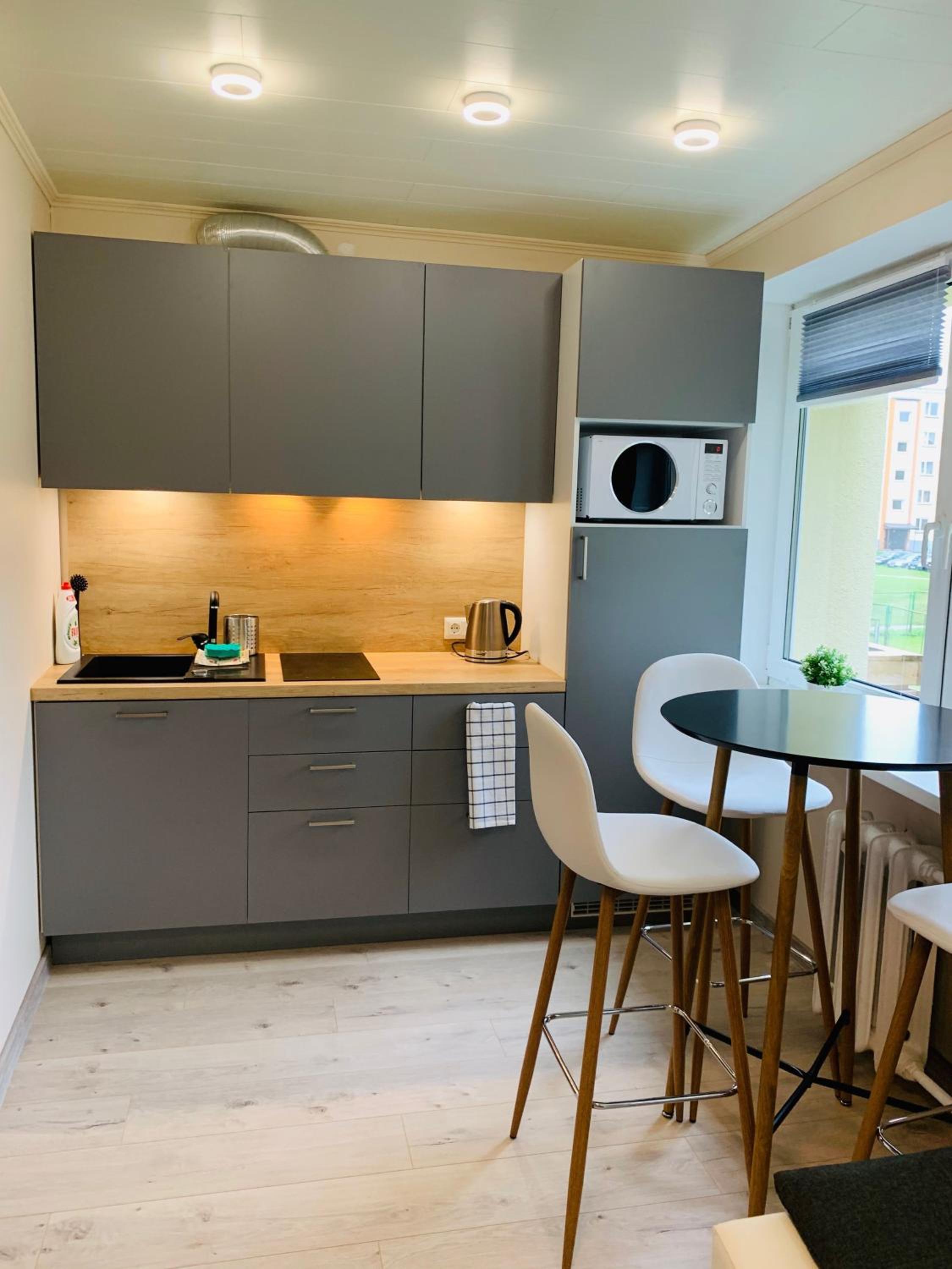 One-Bedroom Apartment - Photo 1