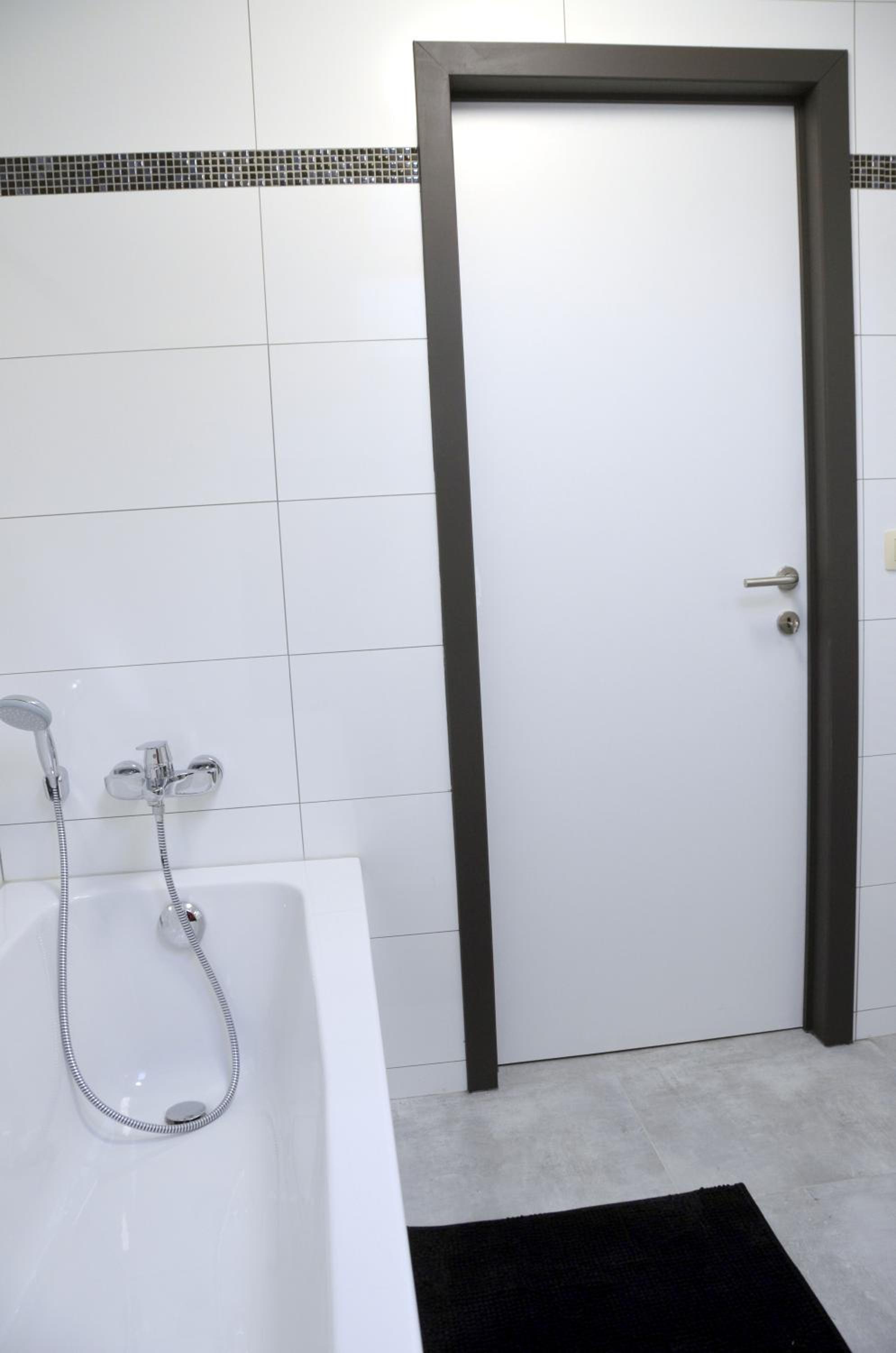 Two-Bedroom Apartment - Photo 3