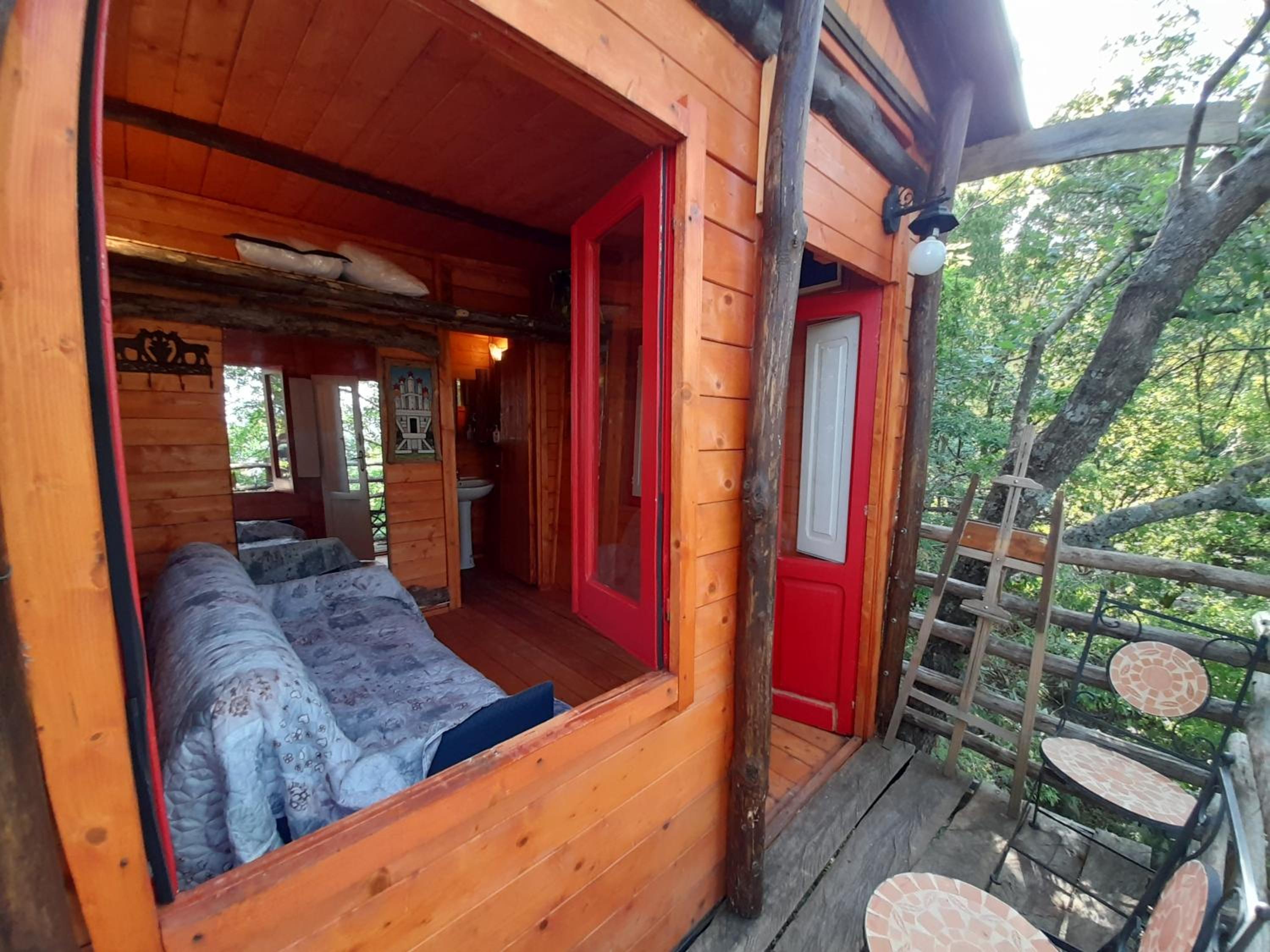 Double Room with Private Bathroom