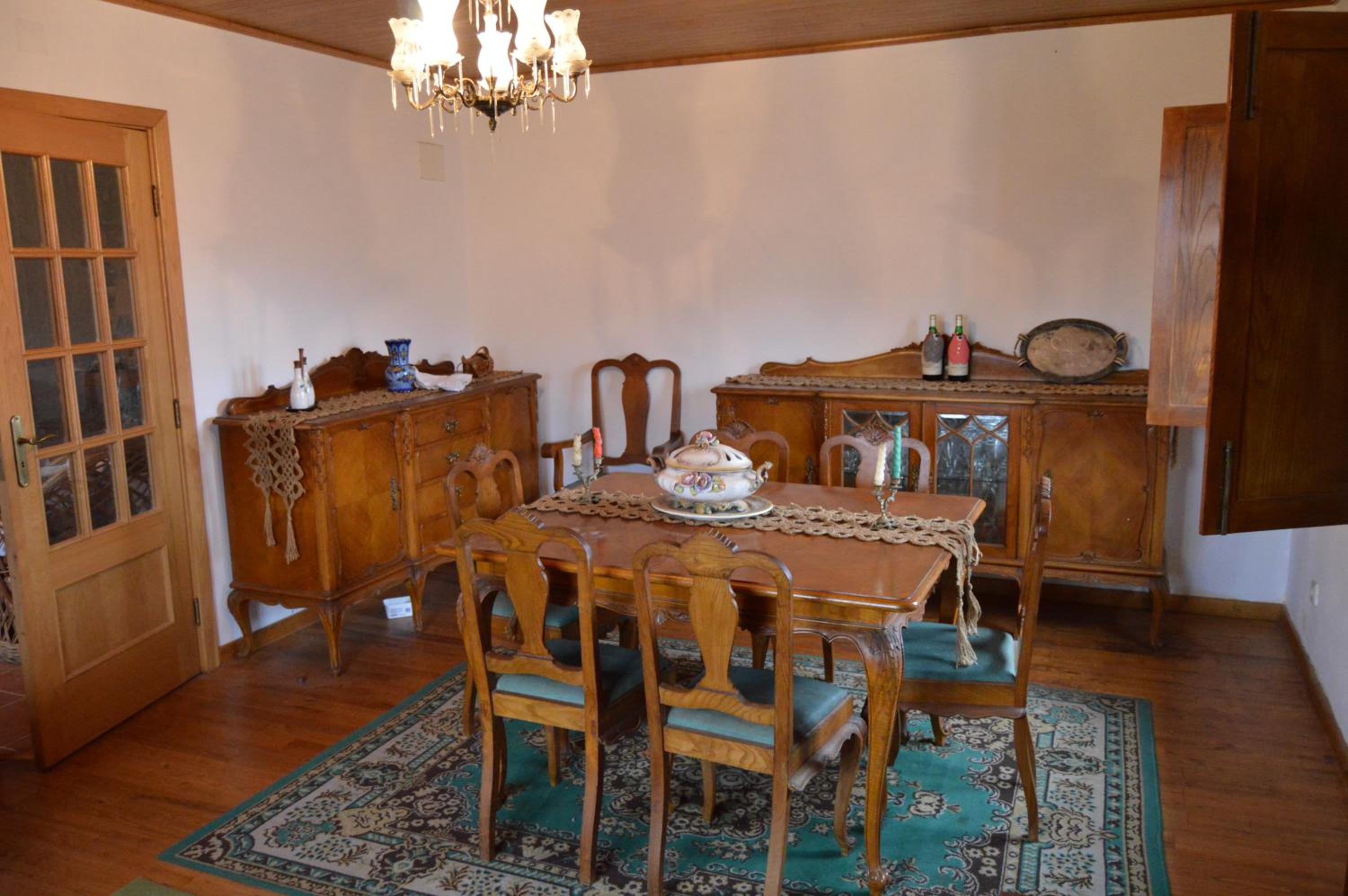 Three-Bedroom House - Photo 14
