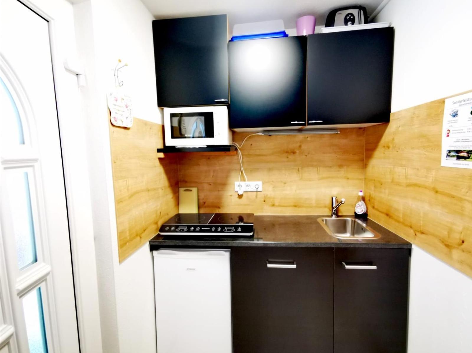 One-Bedroom Apartment - Photo 5
