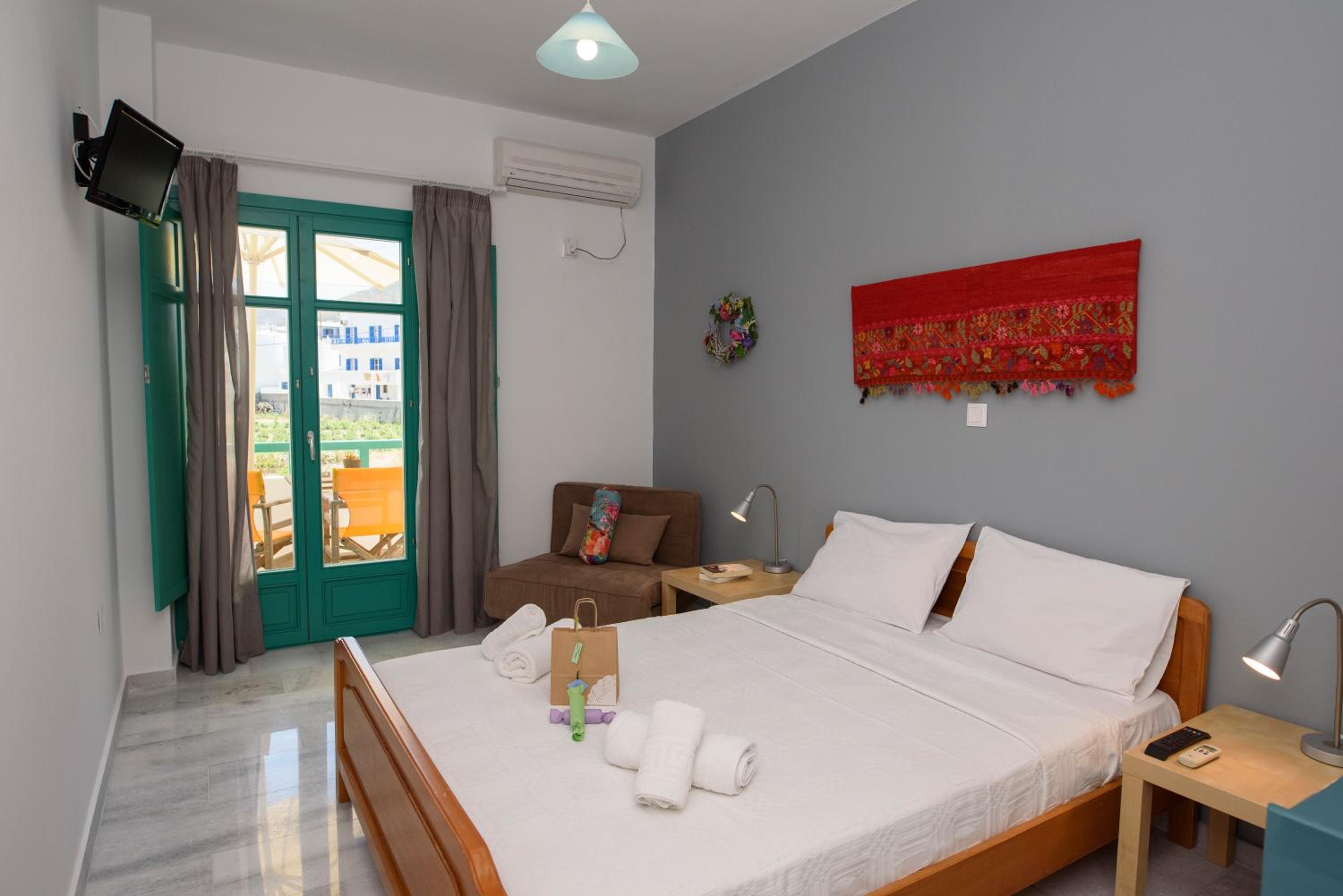 Double Room with Balcony (2 Adults + 1 Child)