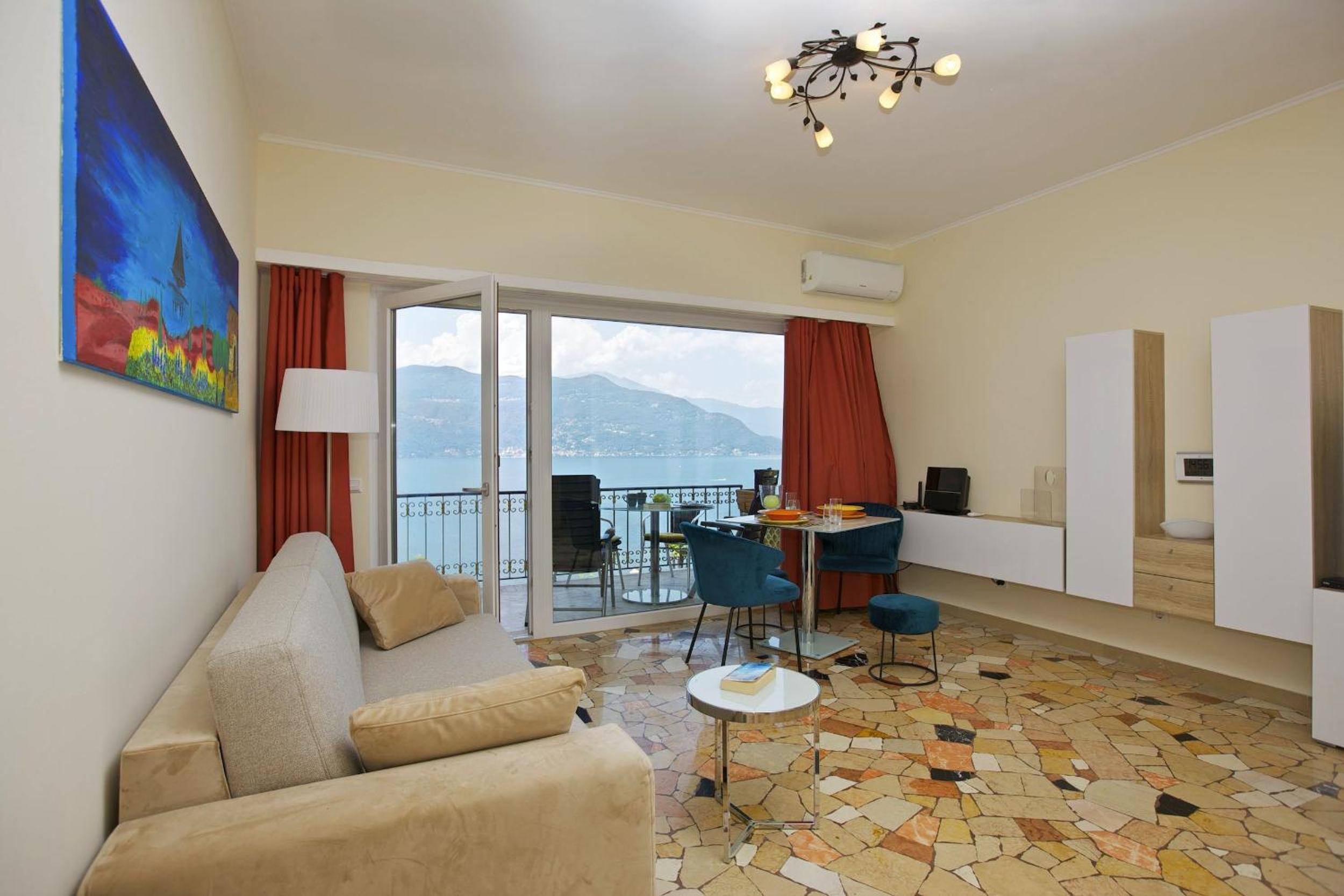 Apartment mit Balkon photo 1