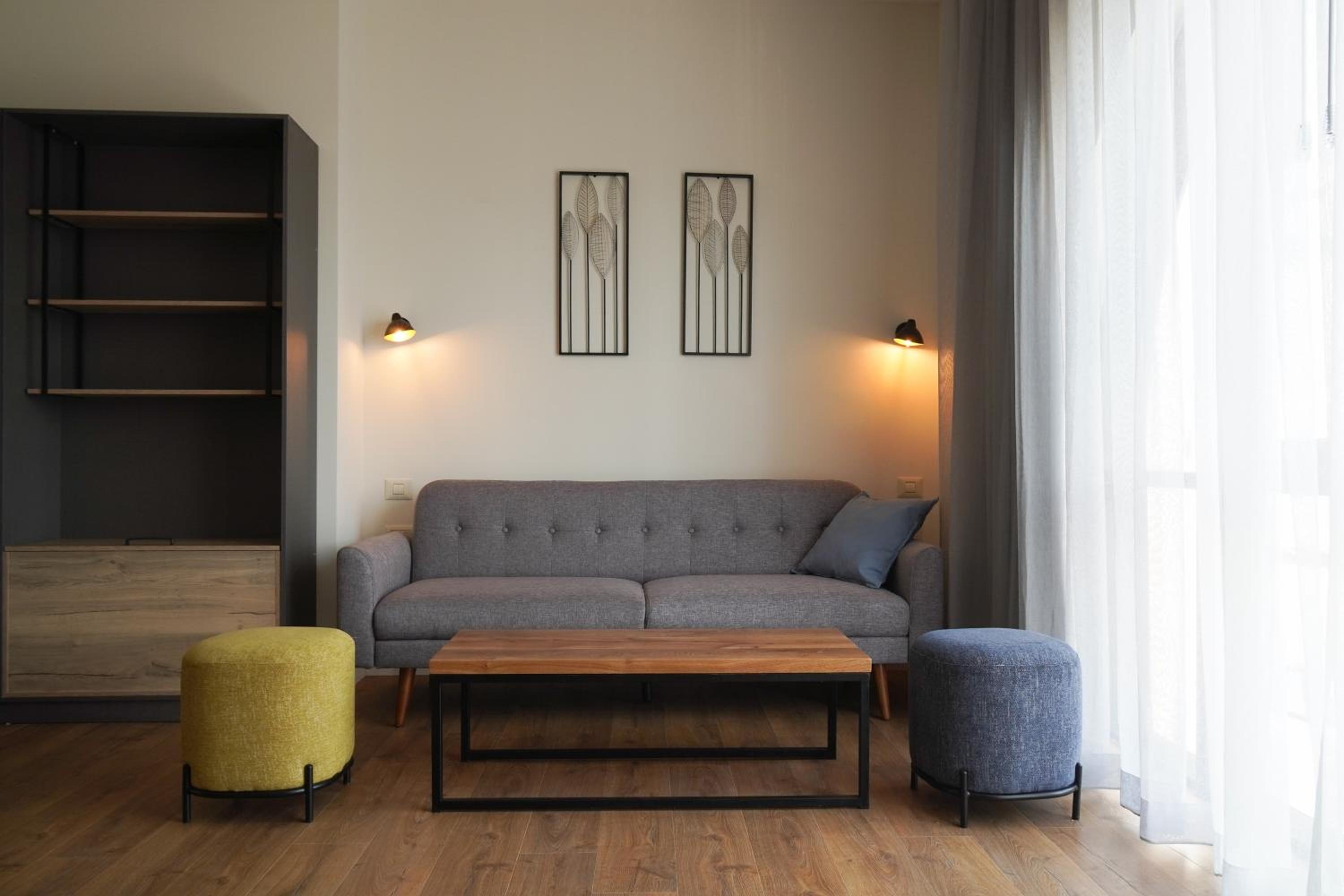Suite with City View - Photo 10