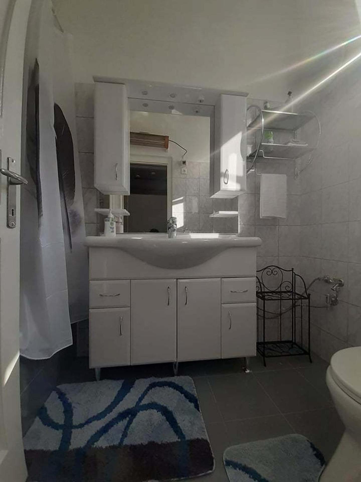 Apartment - Photo 15