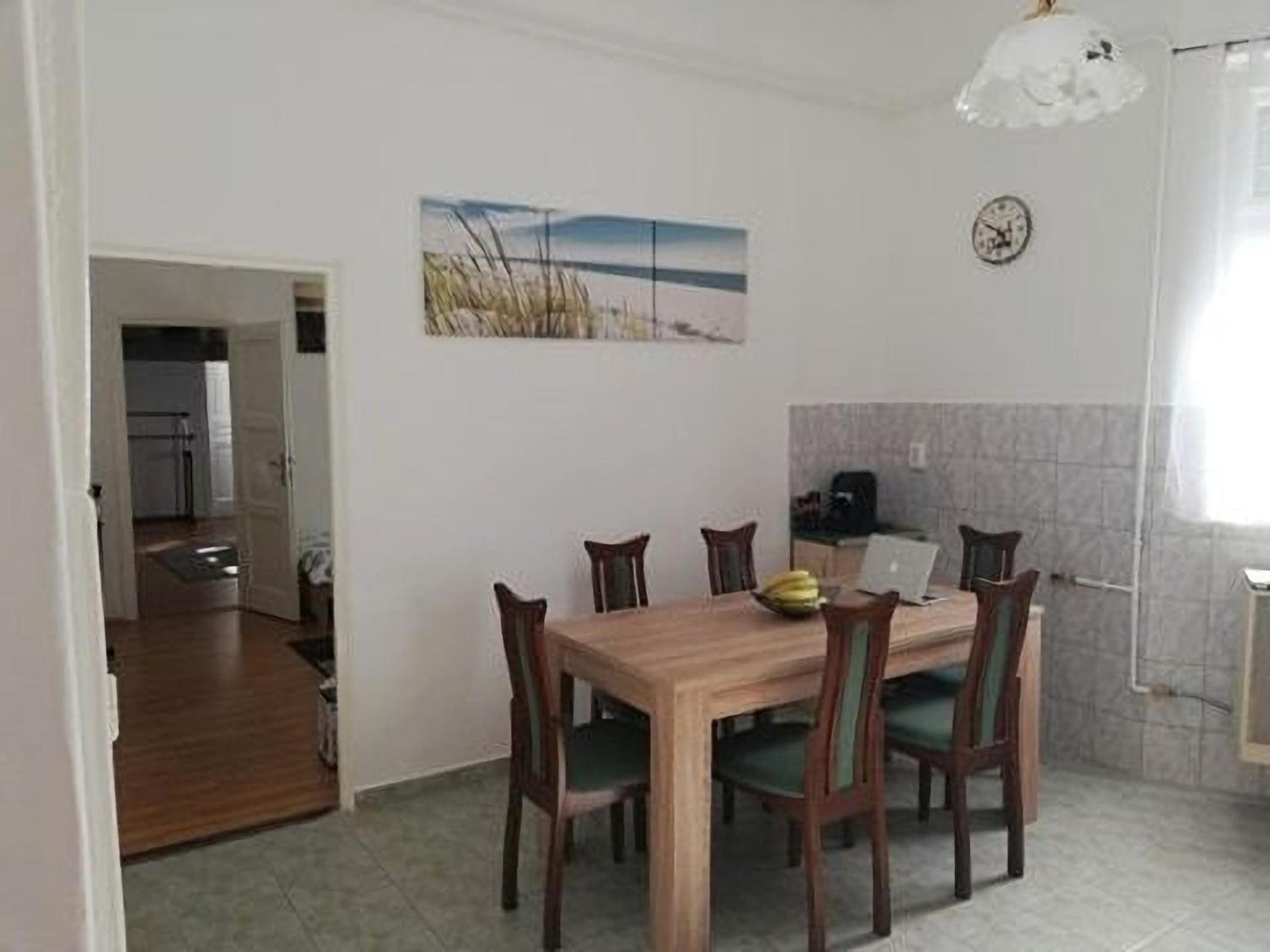 Apartment - Photo 14
