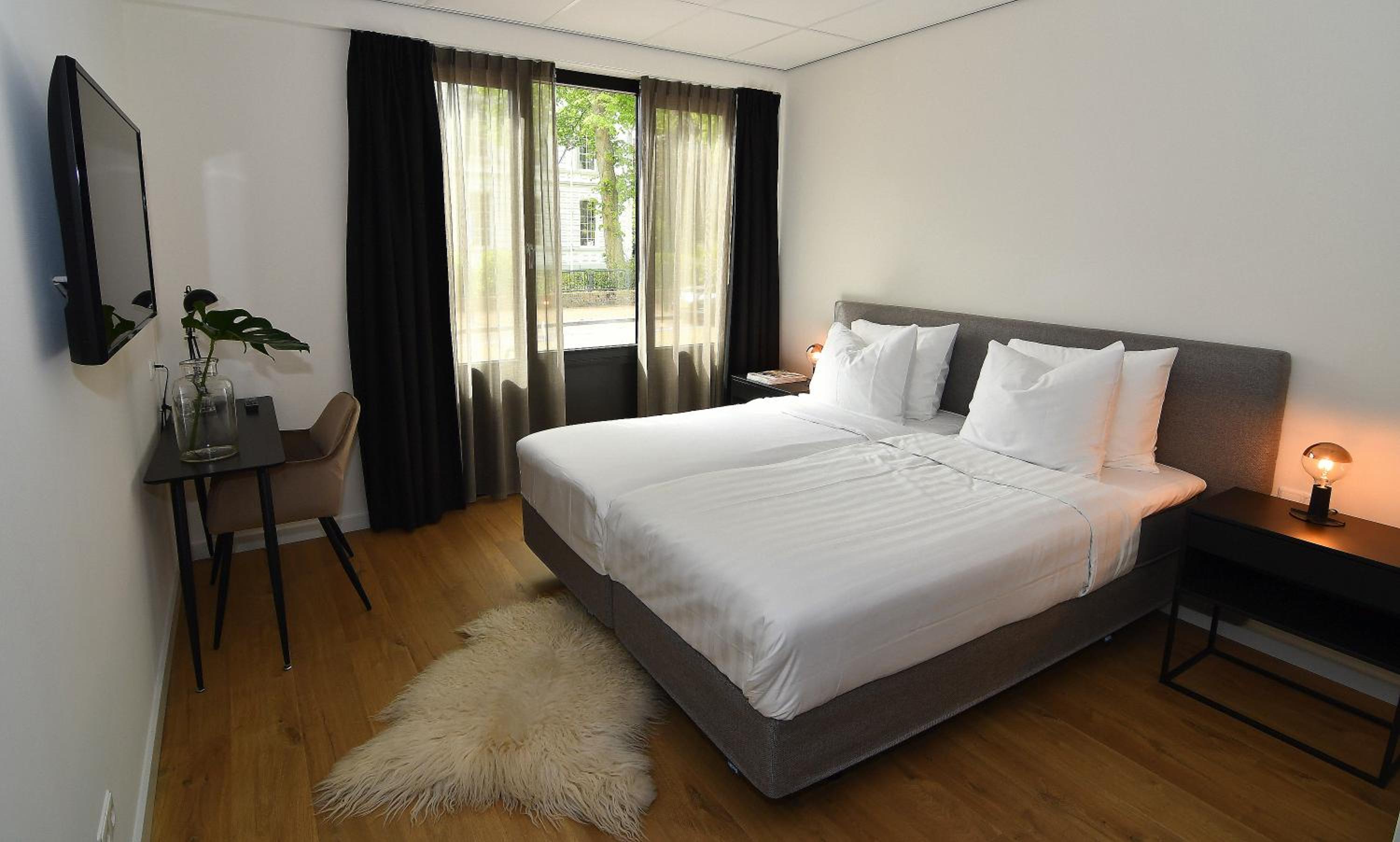 Deluxe Double Room with Bath