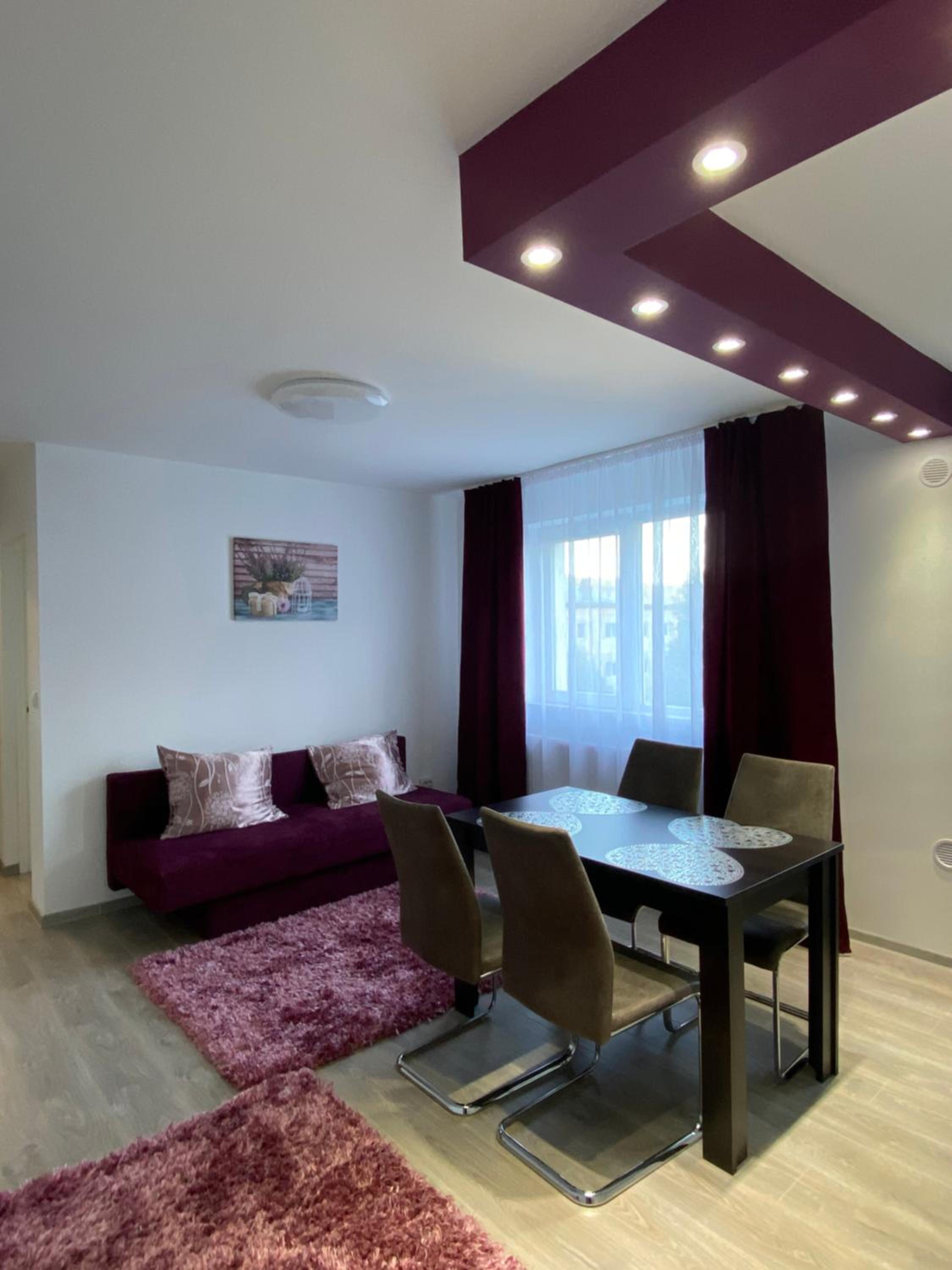 One-Bedroom Apartment - Photo 7